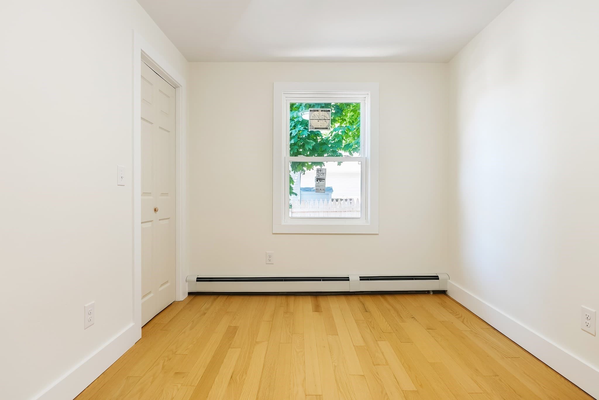 Single Family Residence at 112 Hendrick, Providence RI 02908, Providence, photo 5 of 16