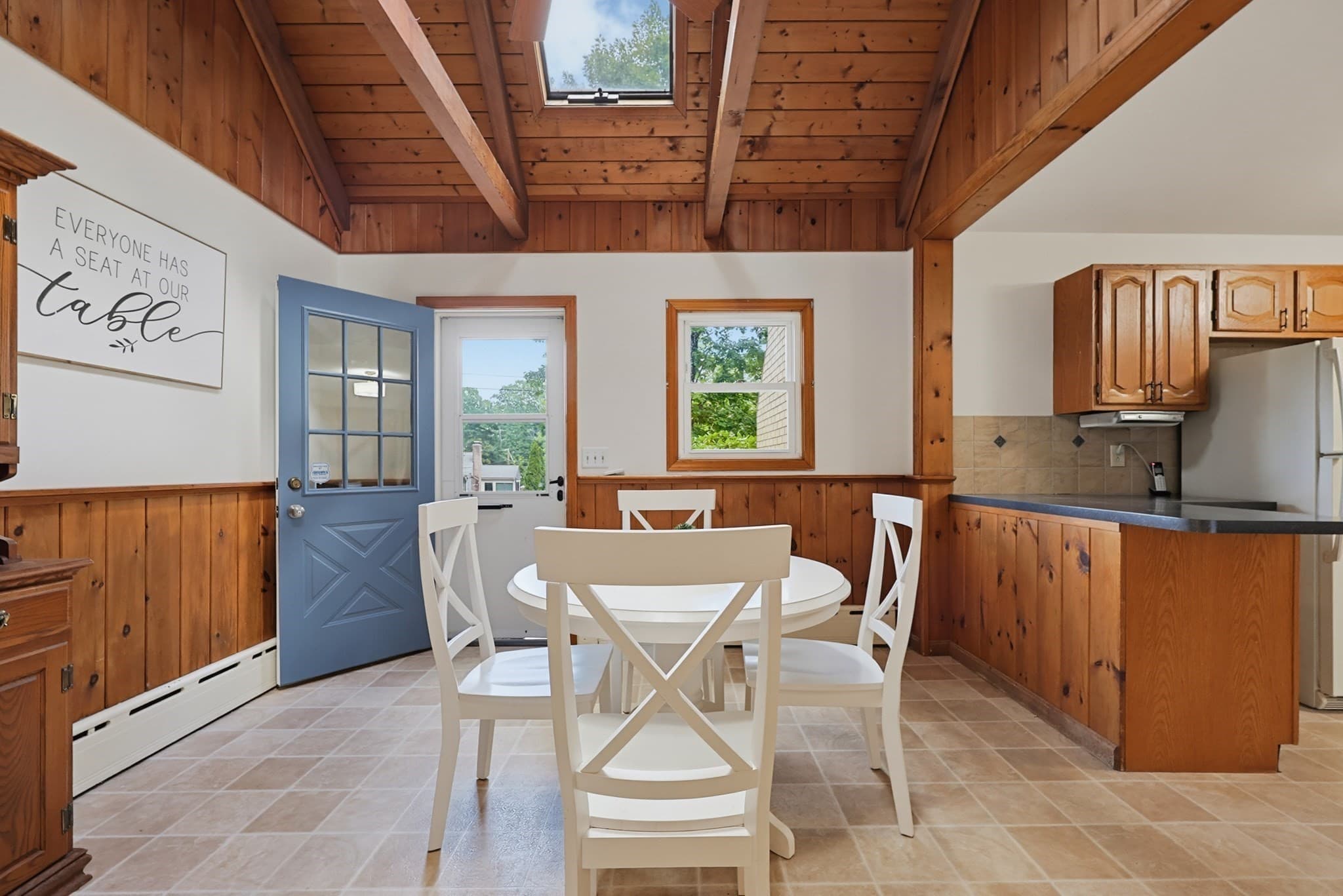 Single Family Residence at 21 Burt St, Attleboro MA 02703, Attleboro, photo 9 of 42