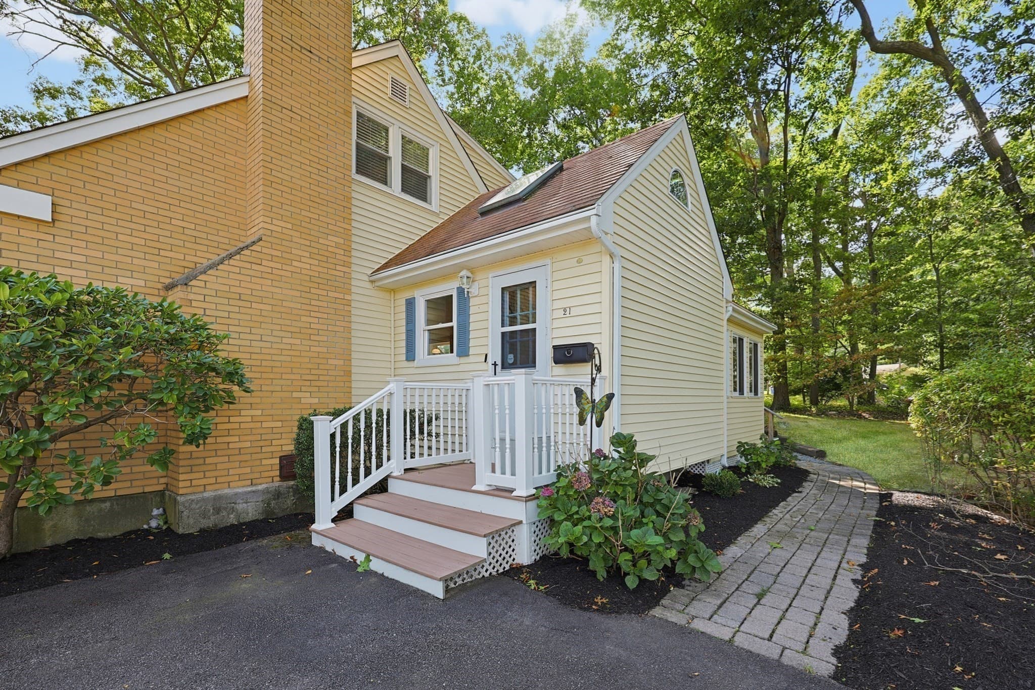 Single Family Residence at 21 Burt St, Attleboro MA 02703, Attleboro, photo 38 of 42