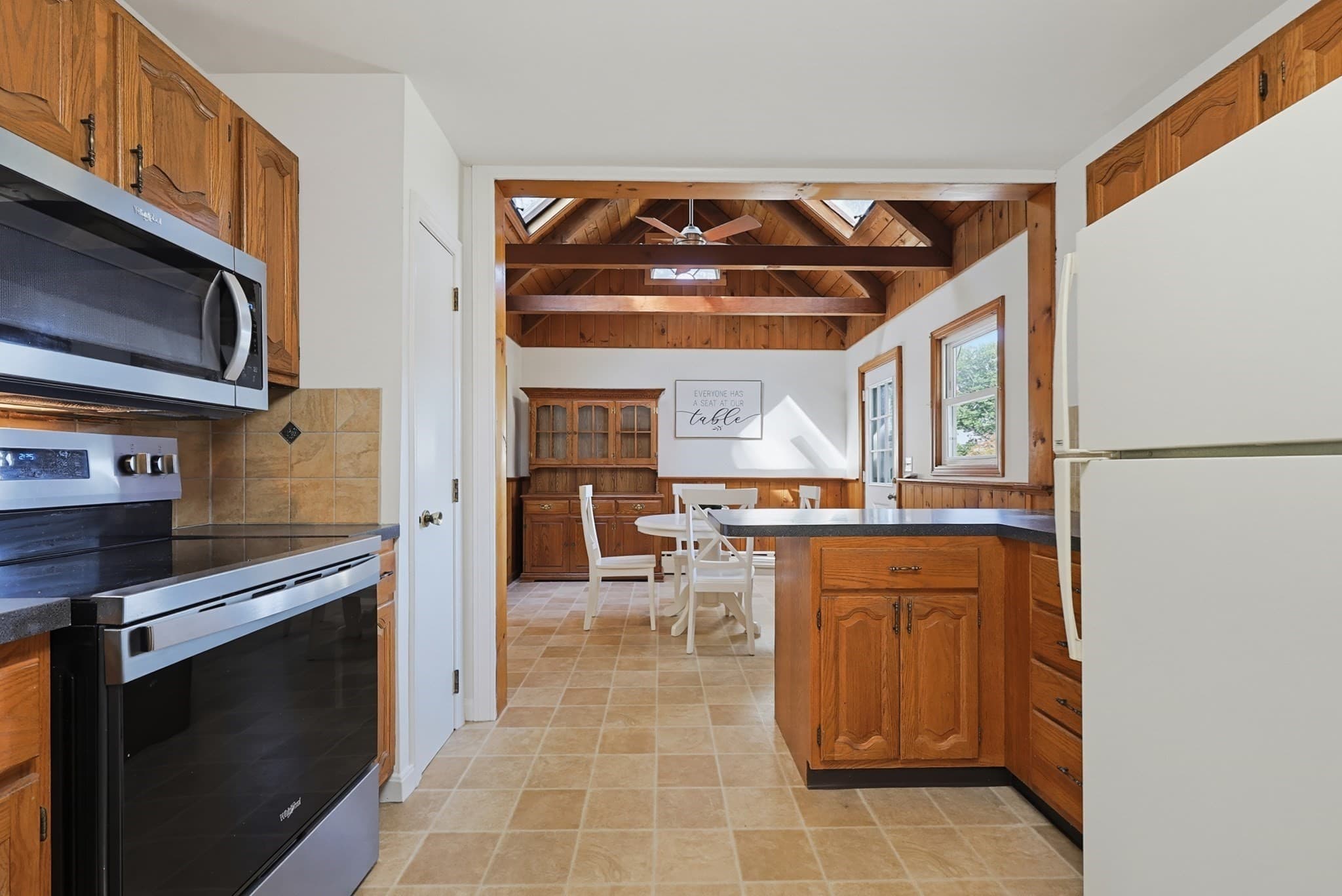 Single Family Residence at 21 Burt St, Attleboro MA 02703, Attleboro, photo 11 of 42