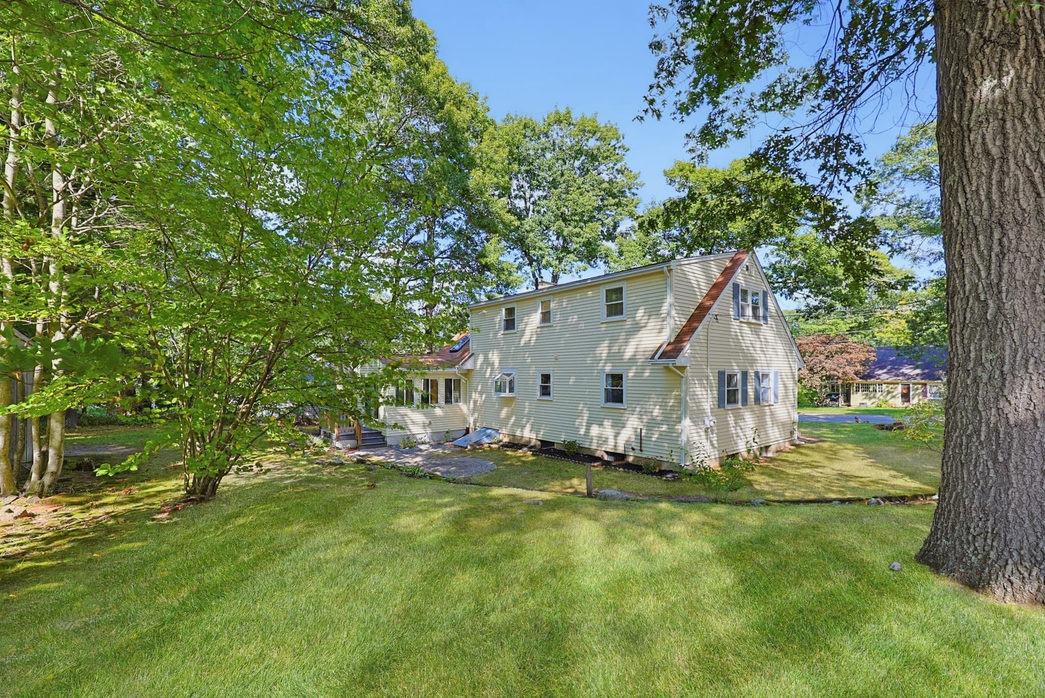Single Family Residence at 21 Burt St, Attleboro MA 02703, Attleboro, photo 40 of 42
