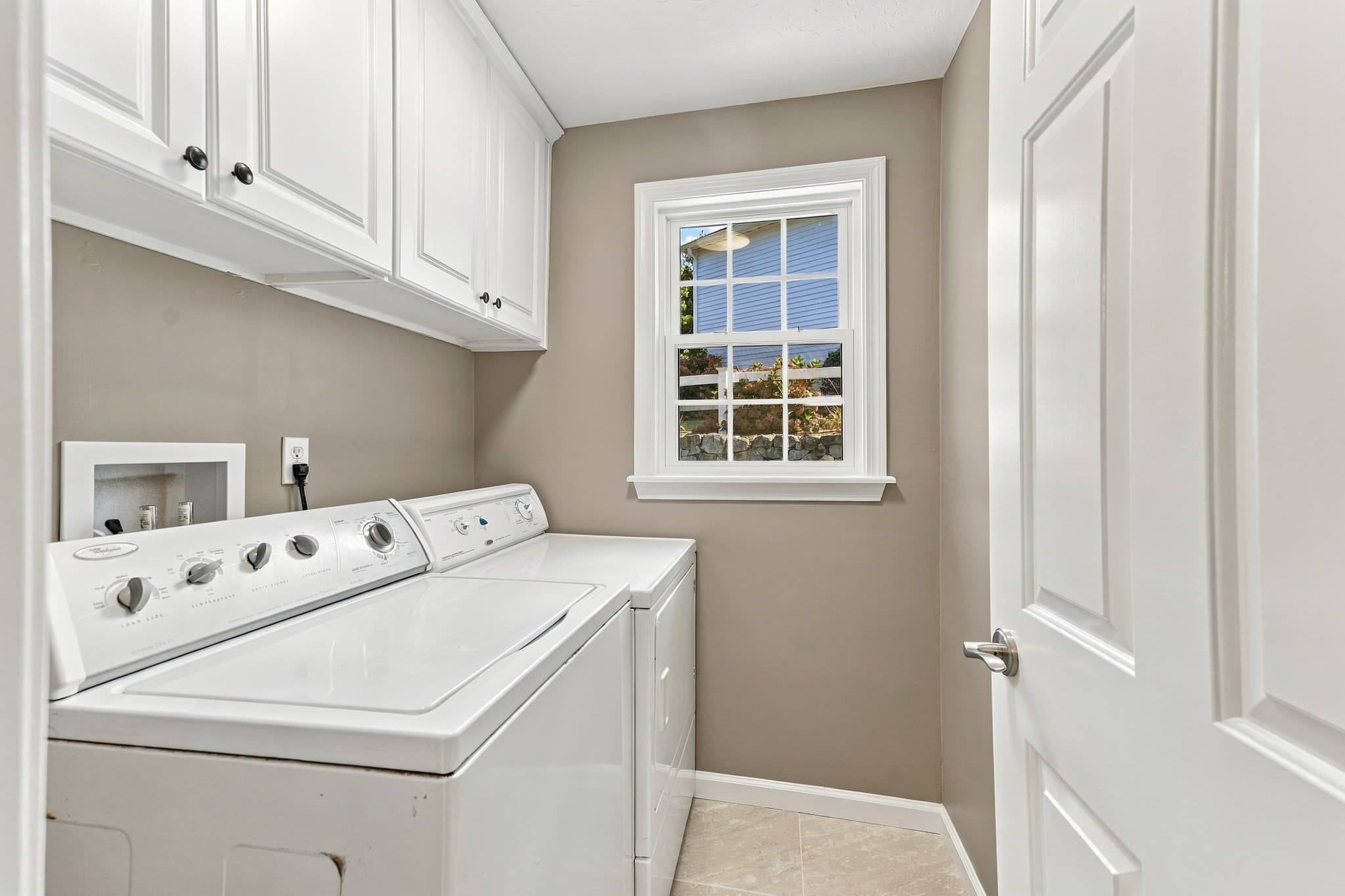 Condominium at 14 Crab Apple Ln # 14, Franklin MA 02038, Franklin, photo 17 of 39