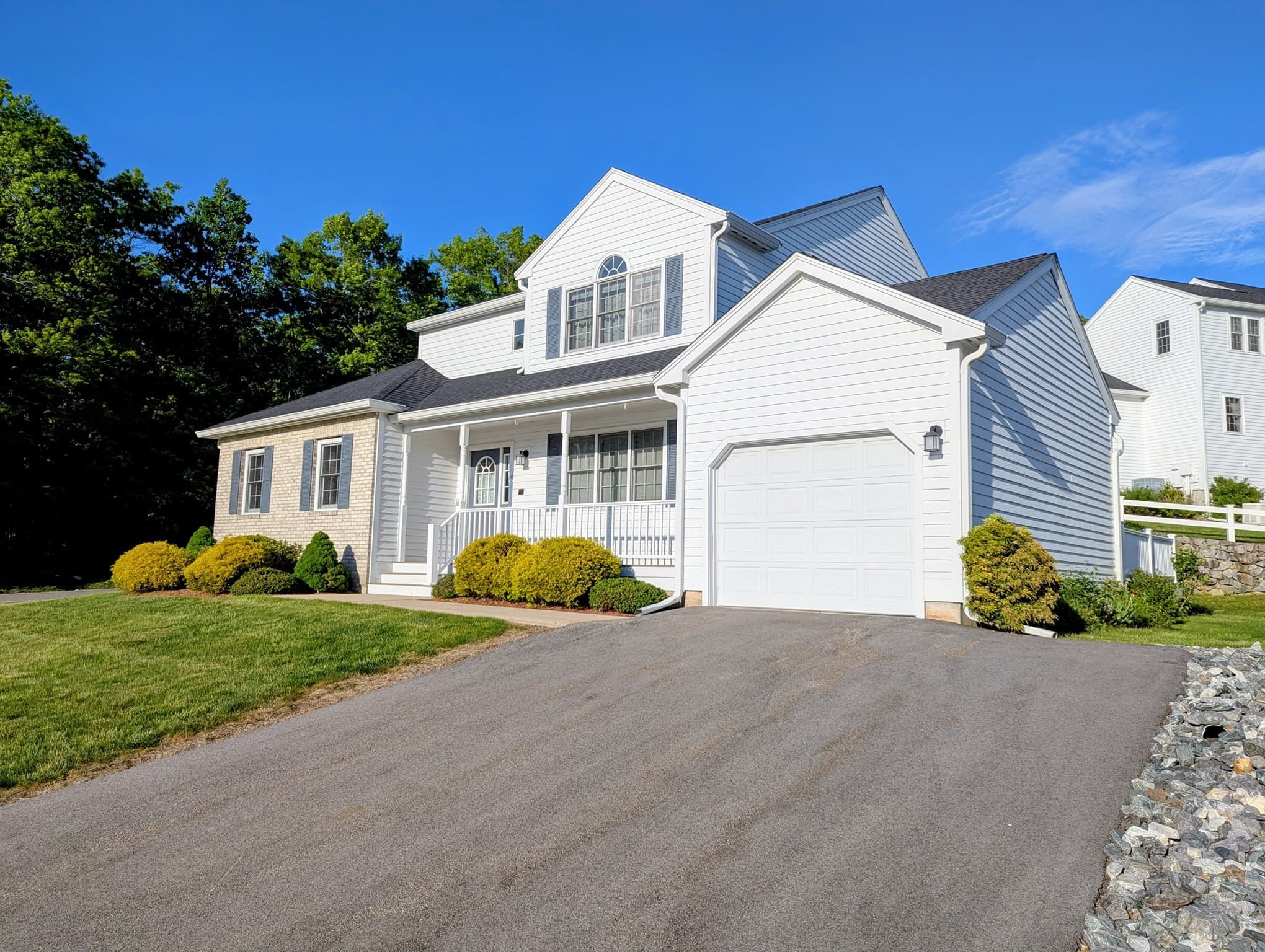 14 Crab Apple Ln # 14, Franklin MA 02038