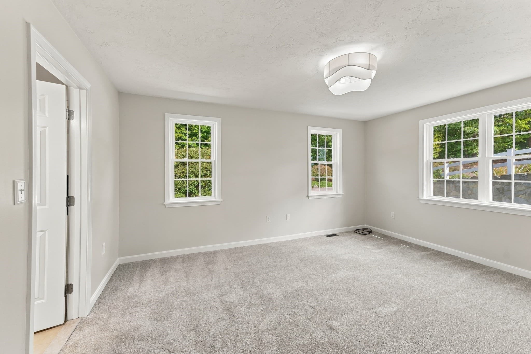 Condominium at 14 Crab Apple Ln # 14, Franklin MA 02038, Franklin, photo 8 of 39