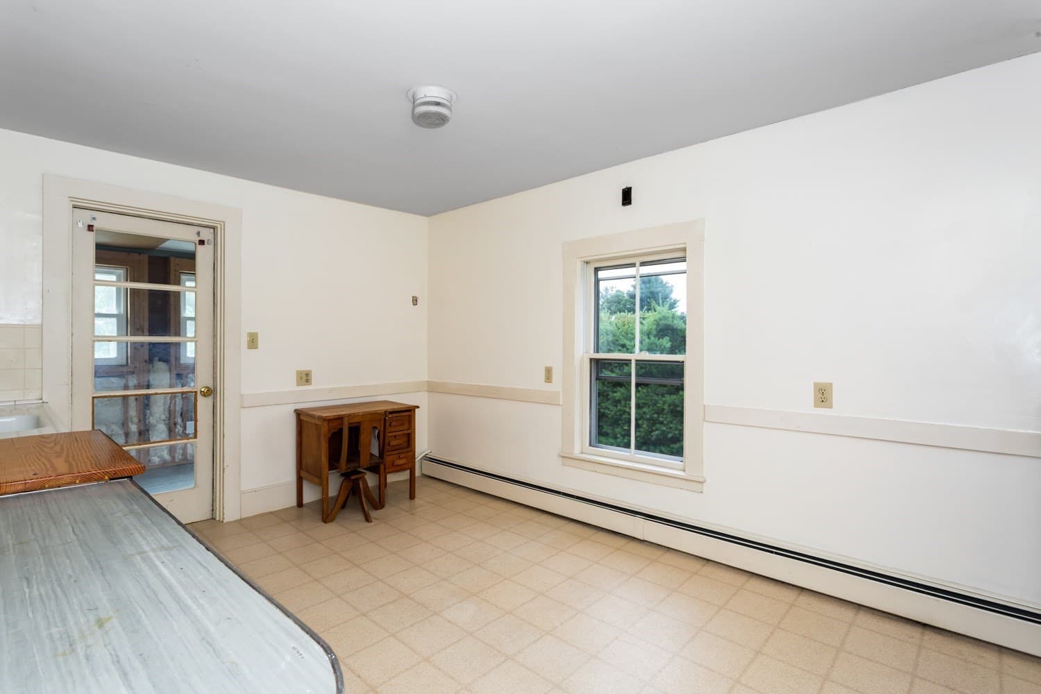 Single Family Residence at 1322 Pond St, Franklin MA 02038, Franklin, photo 30 of 41