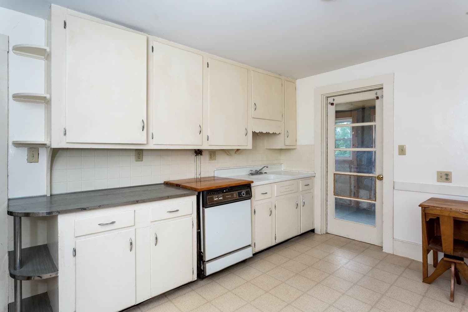 Single Family Residence at 1322 Pond St, Franklin MA 02038, Franklin, photo 29 of 41