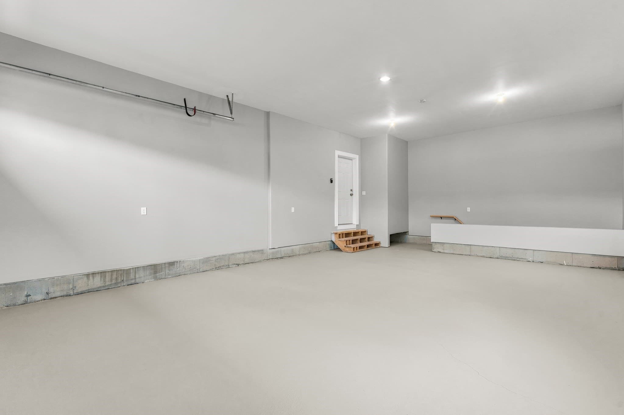 Single Family Residence at 111 Farland Cir, New Bedford MA 02745, New Bedford, photo 24 of 29
