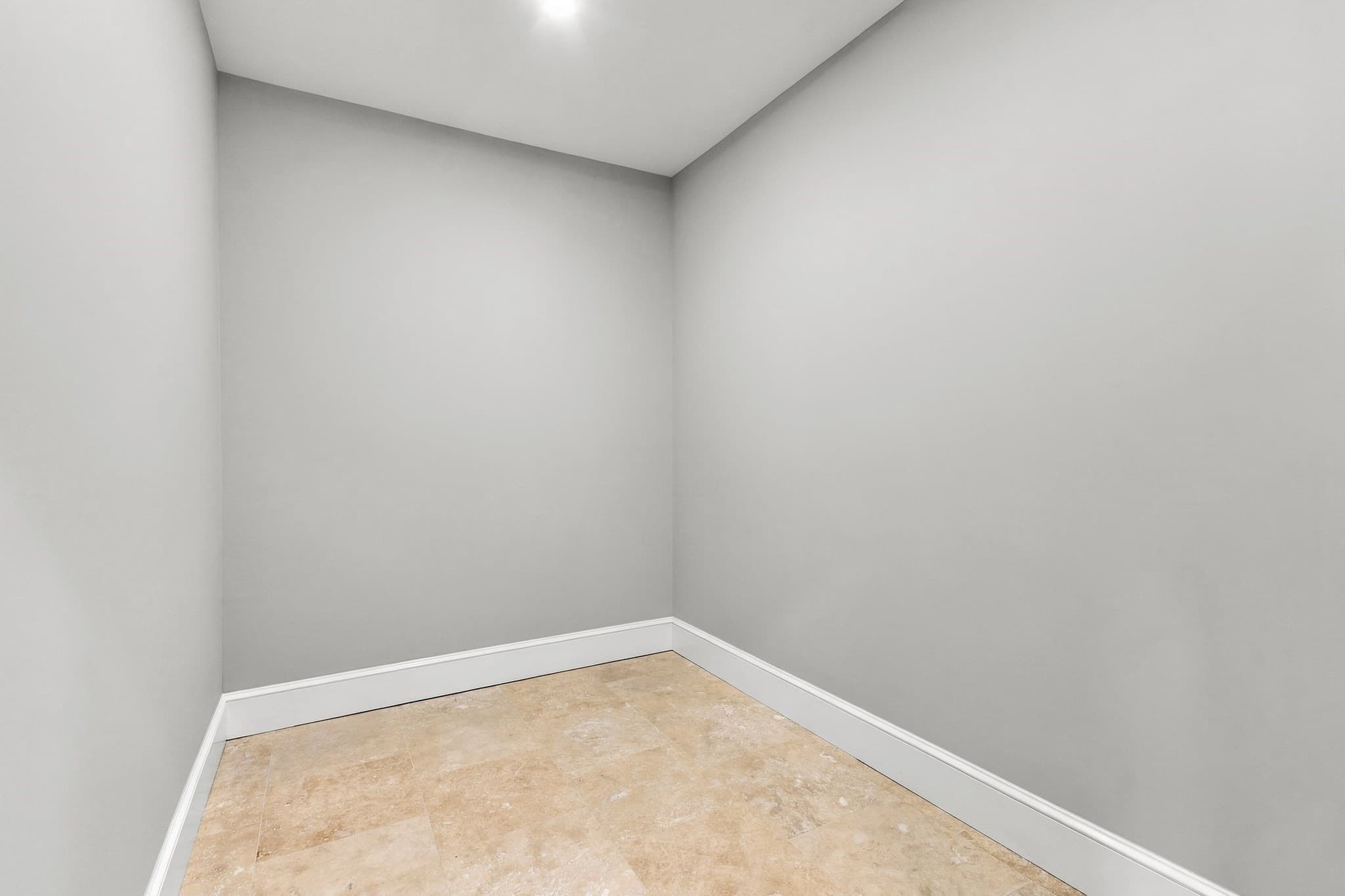 Single Family Residence at 111 Farland Cir, New Bedford MA 02745, New Bedford, photo 21 of 29