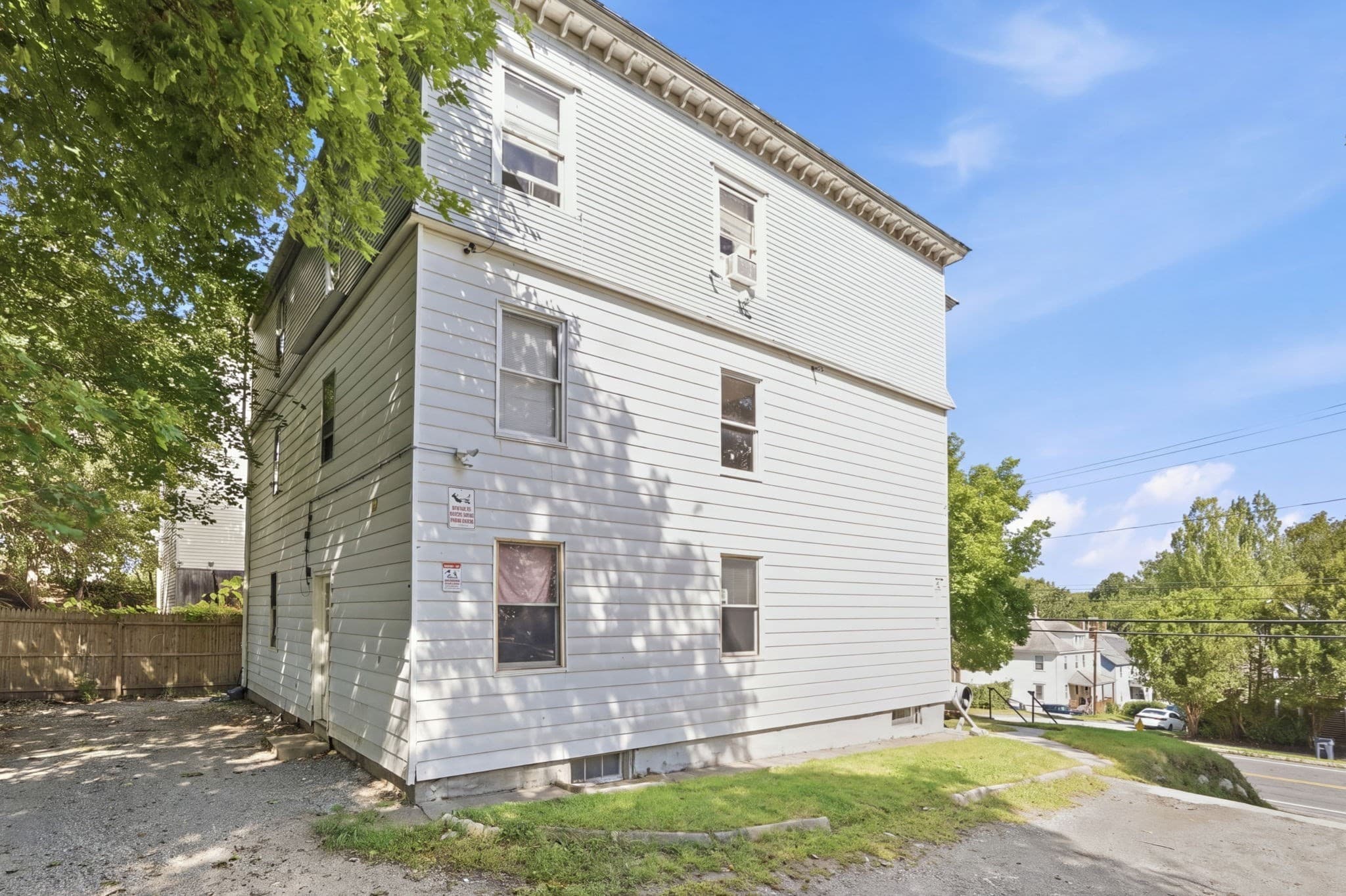 3 Family at 151 Onota St, Pittsfield MA 01201, Pittsfield, photo 2 of 33