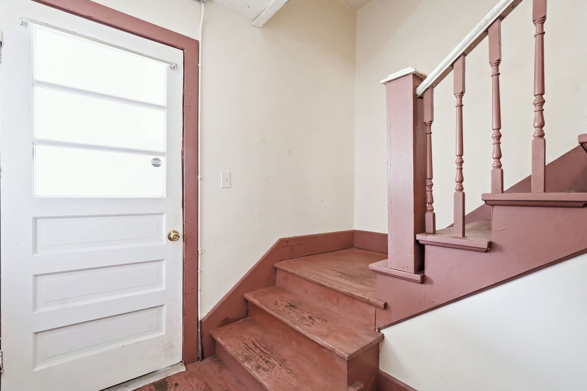 3 Family at 151 Onota St, Pittsfield MA 01201, Pittsfield, photo 7 of 33