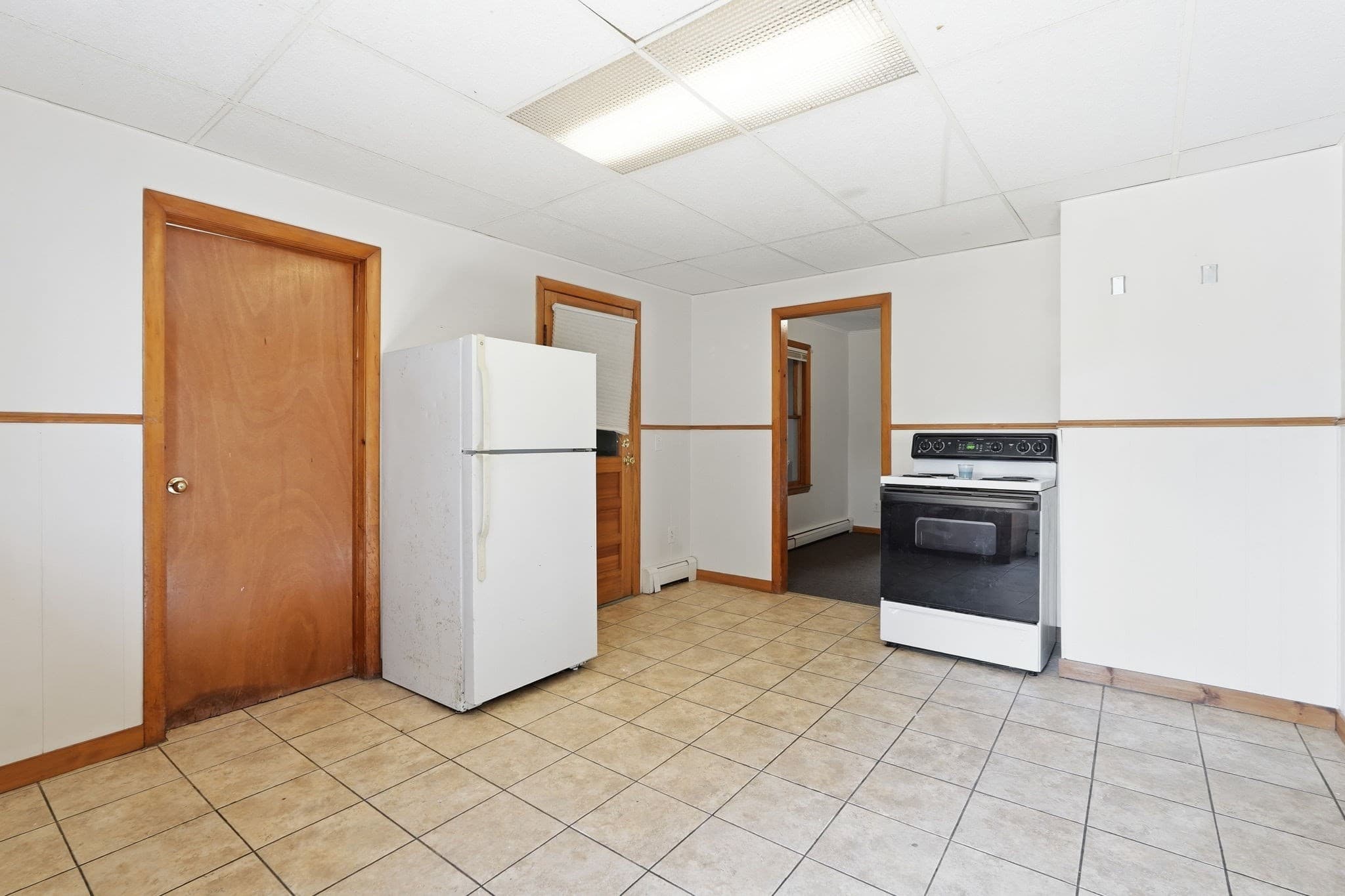 3 Family at 151 Onota St, Pittsfield MA 01201, Pittsfield, photo 9 of 33