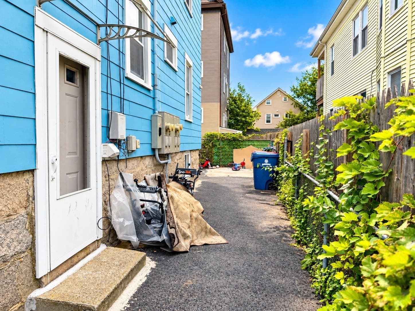 3 Family - 3 Units Up/Down at 106 Richmond St, New Bedford MA 02740, New Bedford, photo 29 of 34