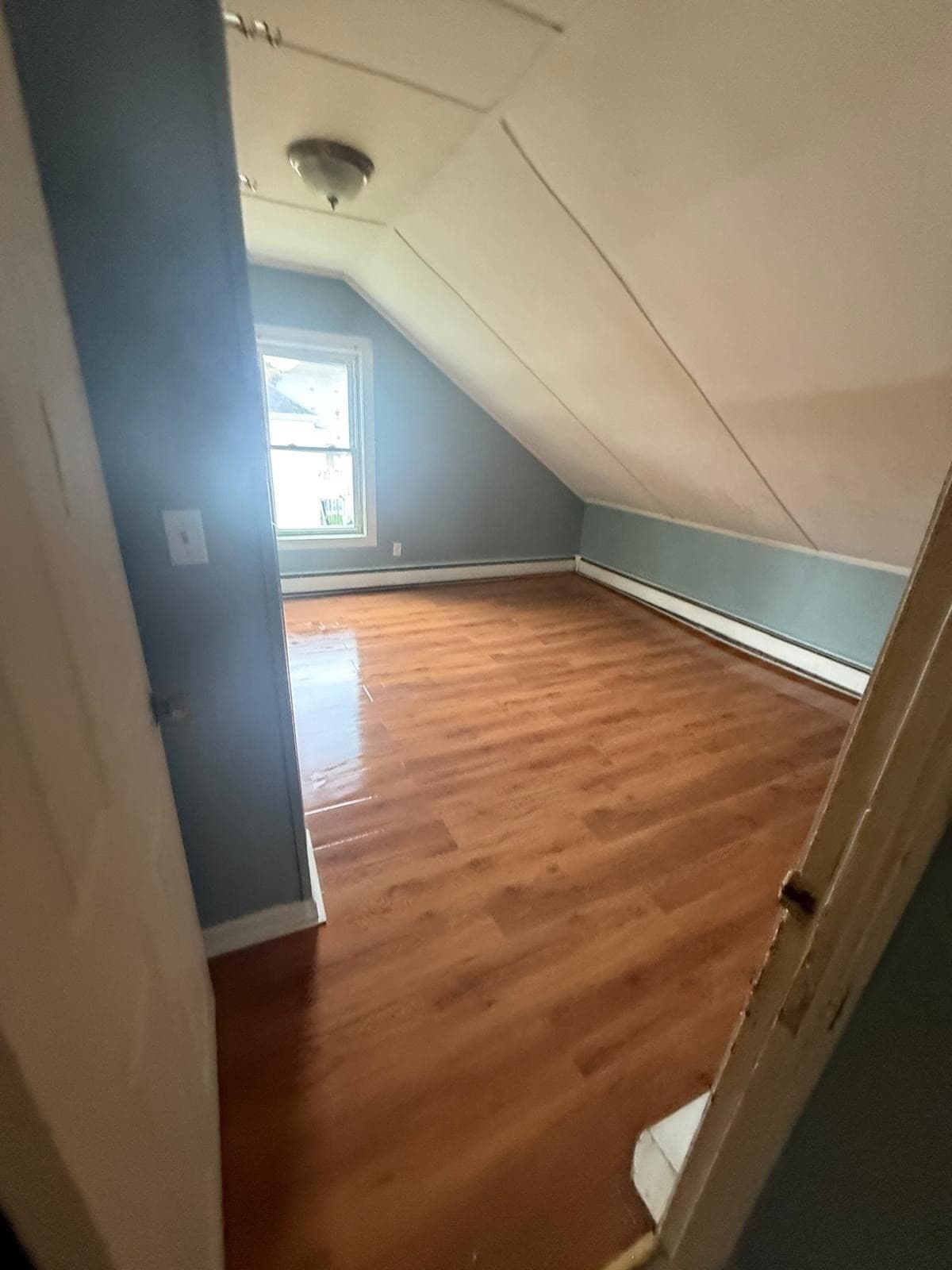 3 Family at 1846 R S Main St R, Fall River MA 02724, Fall River, photo 5 of 7