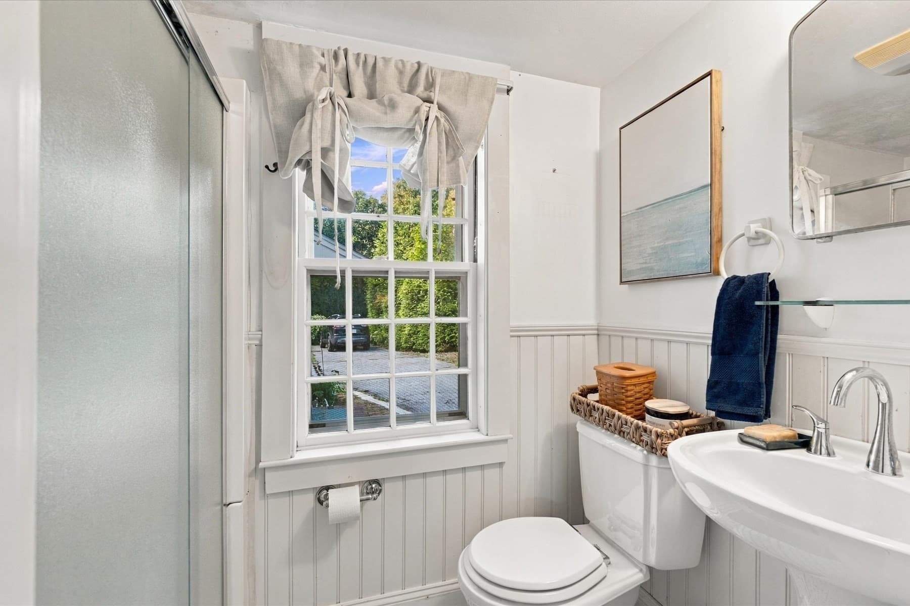 Single Family Residence at 170 Lakeview Ave, Falmouth MA 02540, Falmouth, photo 6 of 38