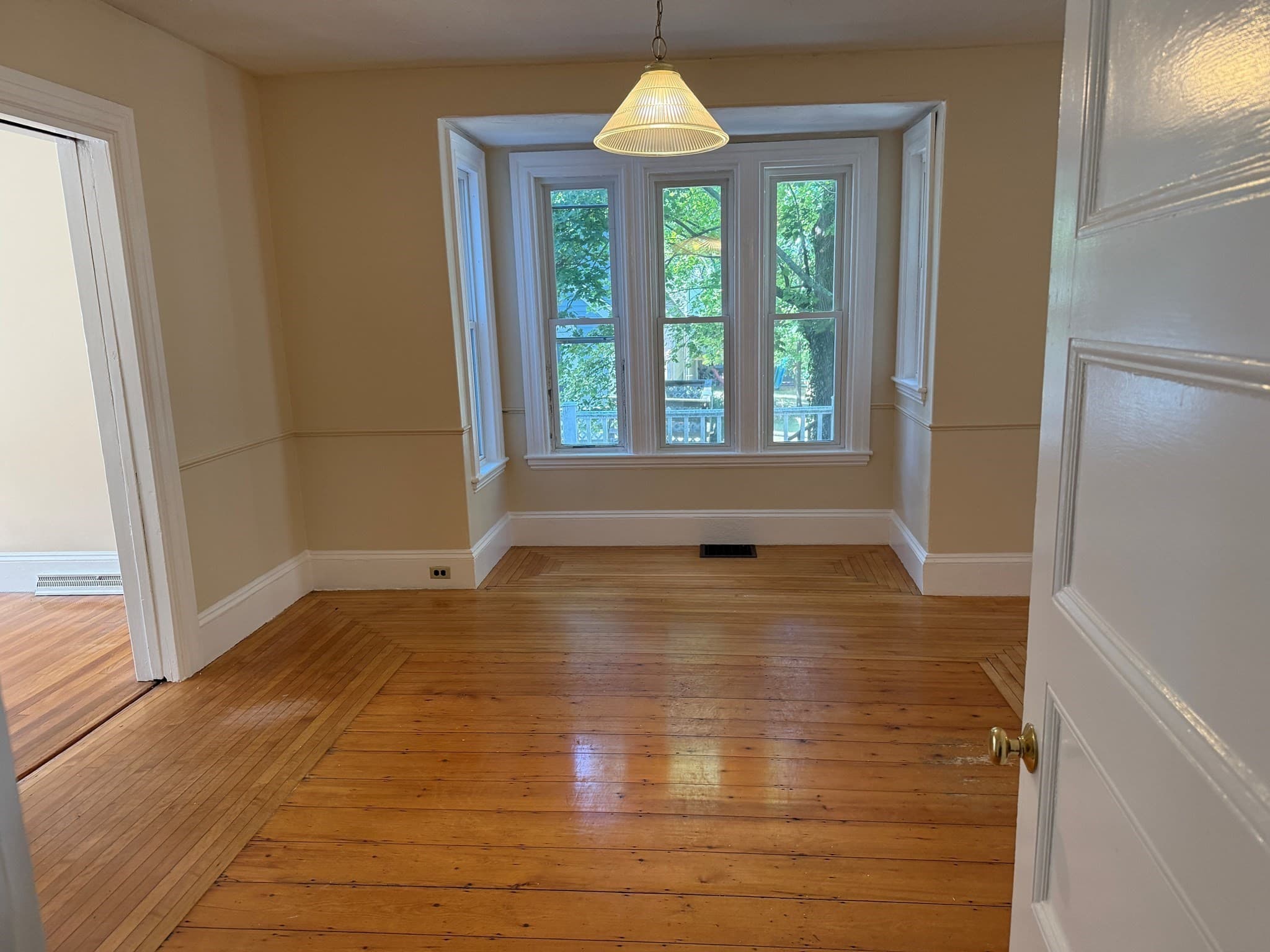 Single Family Residence at 150 Front St, Weymouth MA 01288, Weymouth, photo 5 of 25