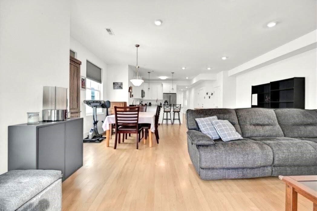 Condominium at 254 Spencer Ave. # 5, Chelsea MA 02150, Chelsea, photo 12 of 36