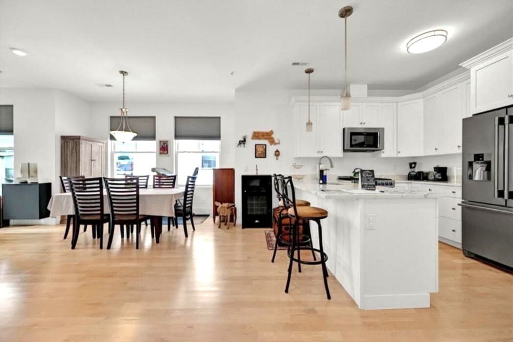 Condominium at 254 Spencer Ave. # 5, Chelsea MA 02150, Chelsea, photo 7 of 36