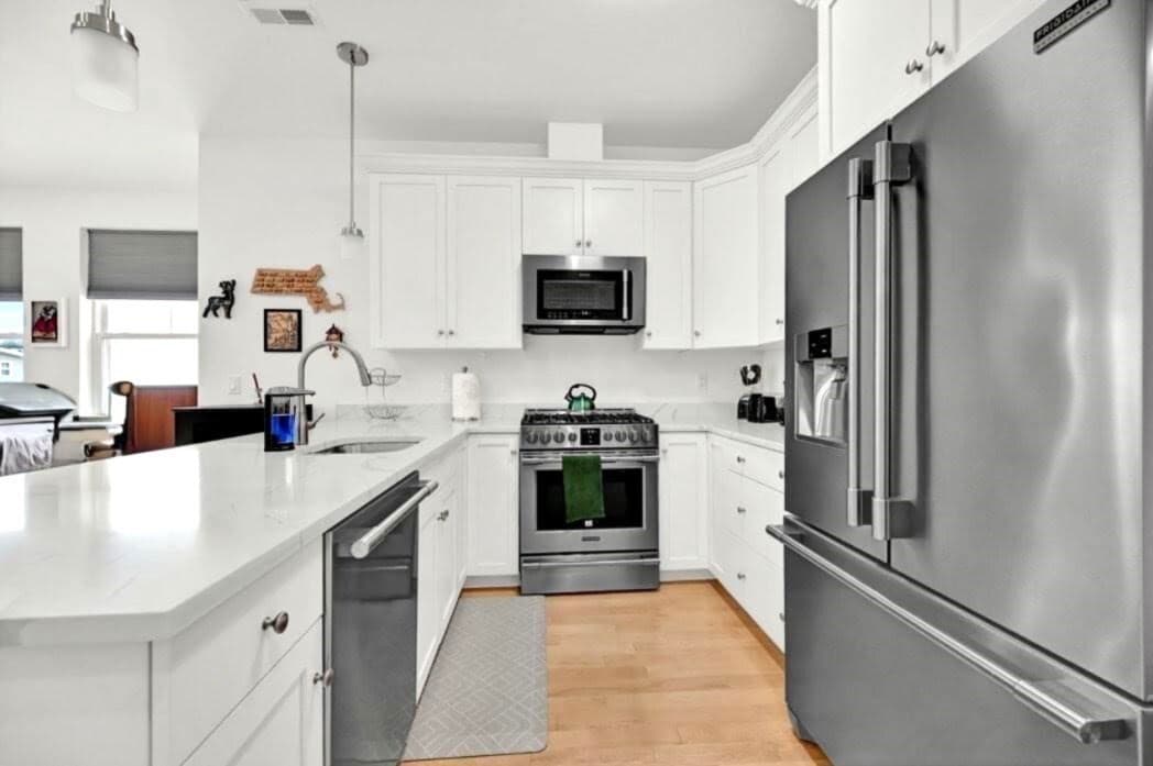 Condominium at 254 Spencer Ave. # 5, Chelsea MA 02150, Chelsea, photo 3 of 36
