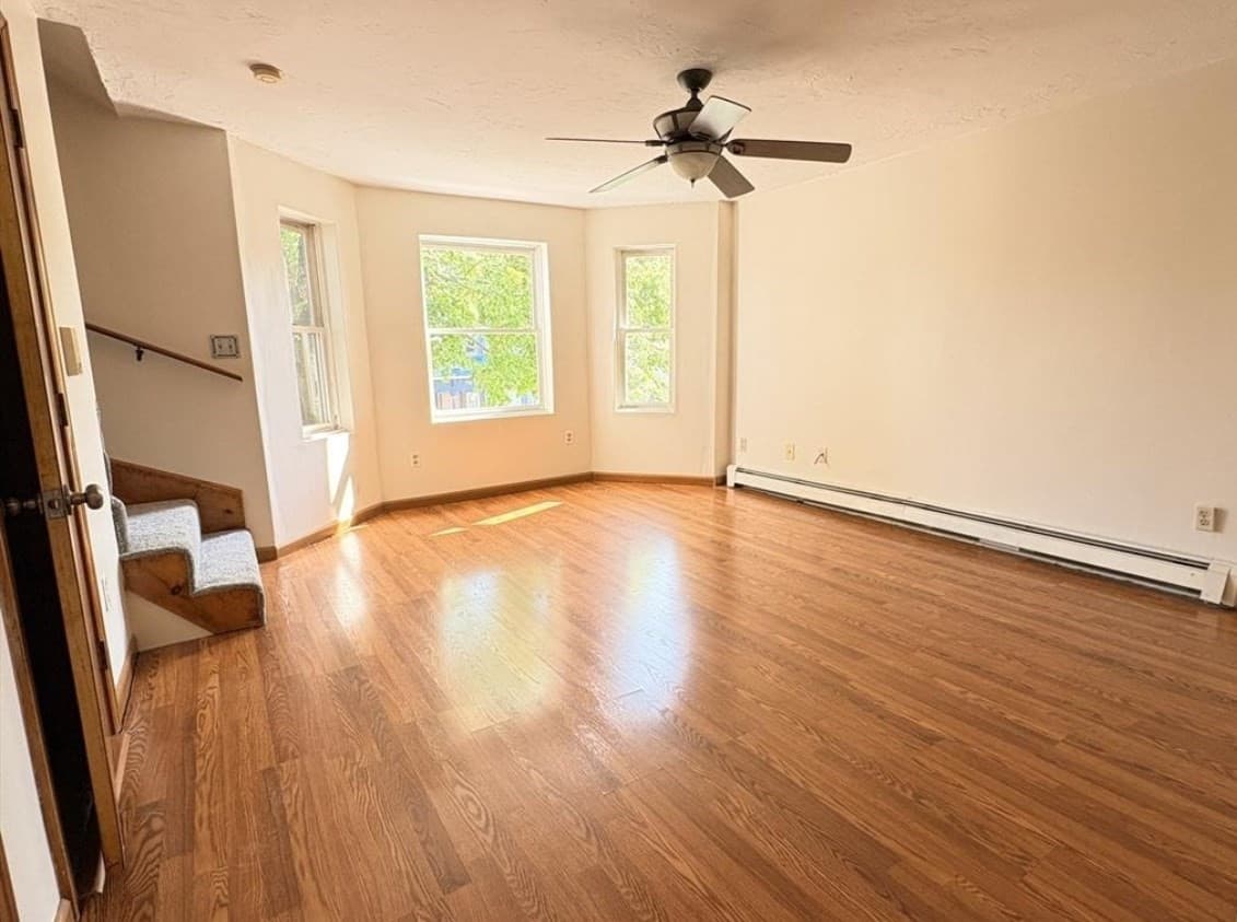 Condominium at 528 Cherry St # C4, Fall River MA 02720, Fall River, photo 6 of 8