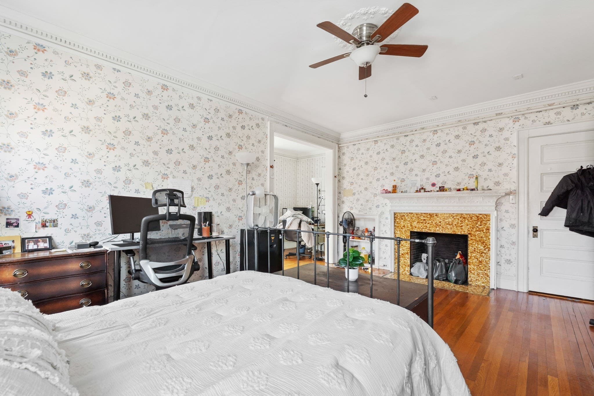 5+ Family - Rooming House at 5 Claremont St, Worcester MA 01610, Worcester, photo 24 of 38