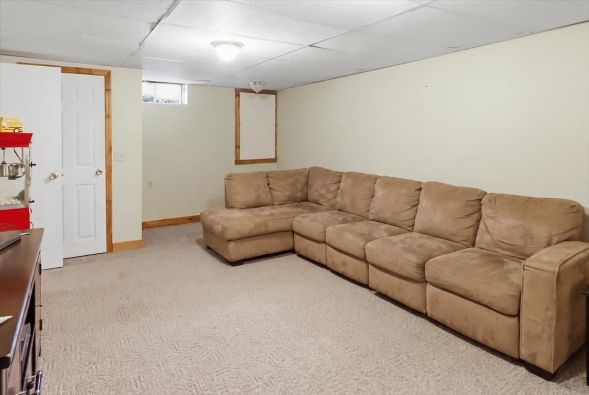 Single Family Residence at 3 Palmer Court, Freetown MA 02717, Freetown, photo 24 of 37