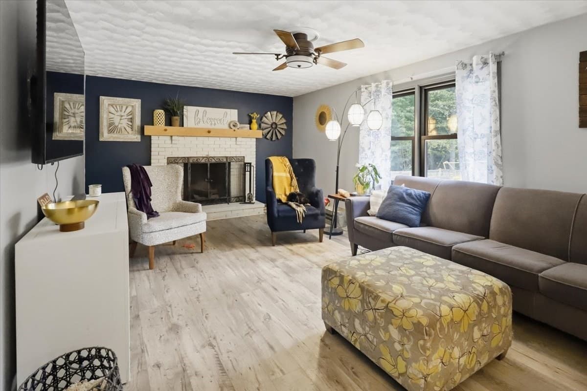 Single Family Residence at 3 Palmer Court, Freetown MA 02717, Freetown, photo 11 of 37