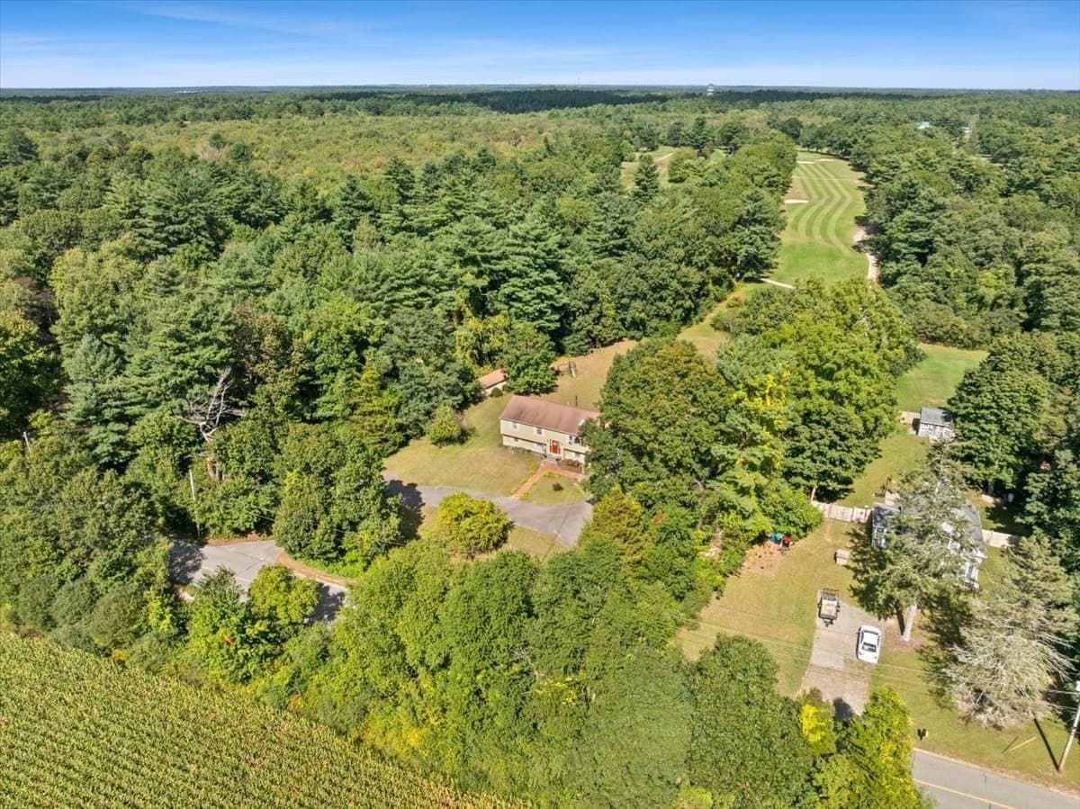 Single Family Residence at 95 Crooked Ln, Lakeville MA 02347, Lakeville, photo 27 of 34