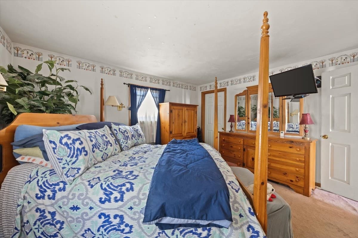 Single Family Residence at 95 Crooked Ln, Lakeville MA 02347, Lakeville, photo 15 of 34