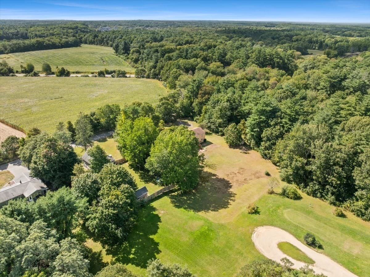 Single Family Residence at 95 Crooked Ln, Lakeville MA 02347, Lakeville, photo 31 of 34