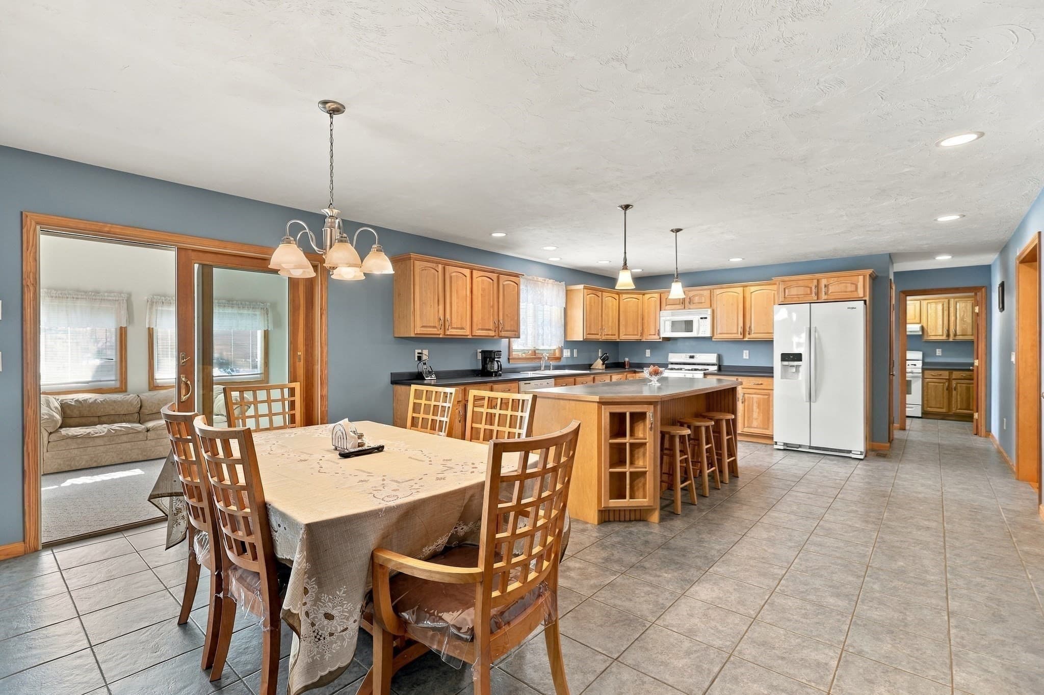 Single Family Residence at 473 Main Street, Hudson MA 01749, Hudson, photo 11 of 42