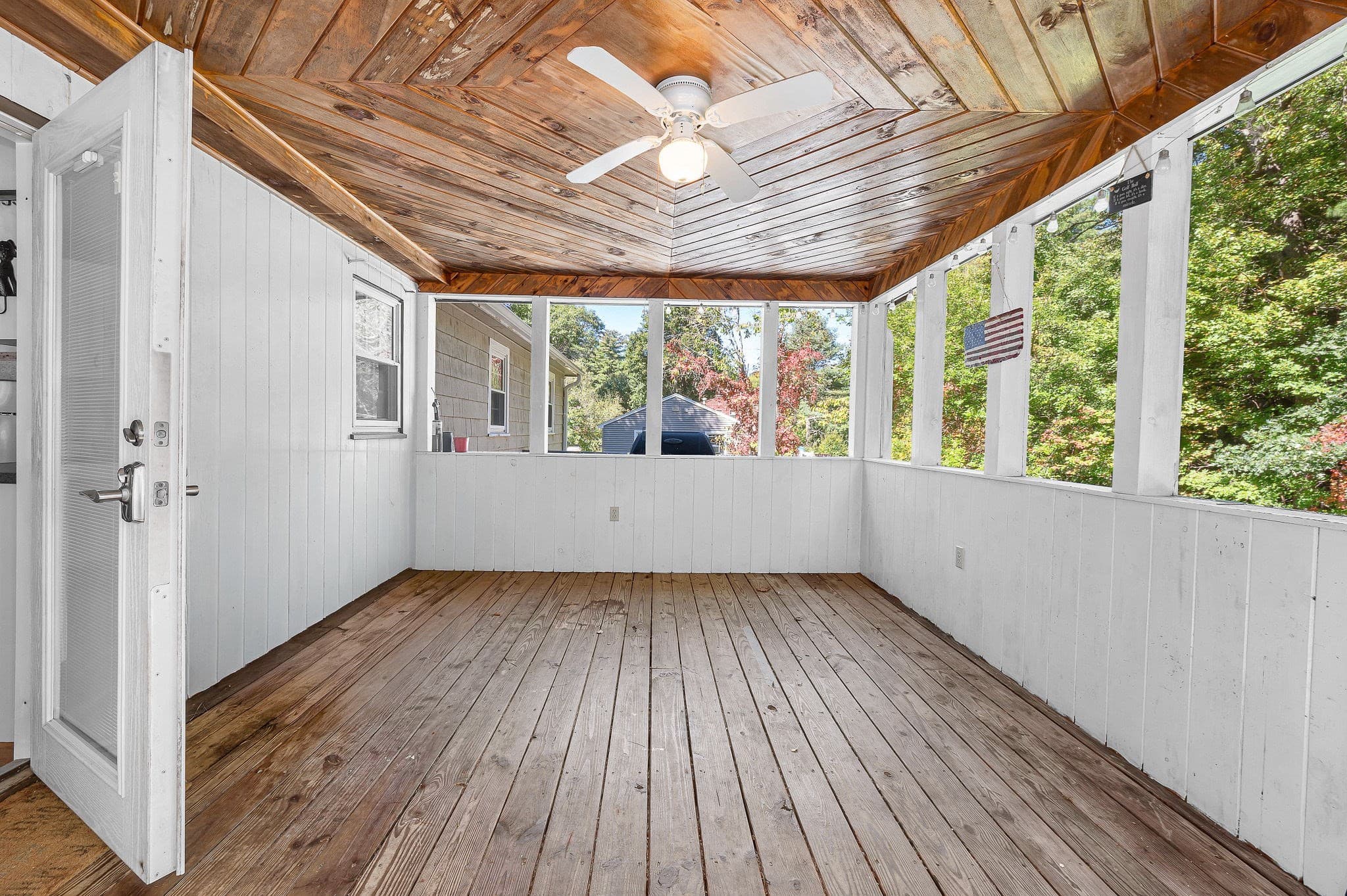 Single Family Residence at 7 Hickory Dr, Townsend MA 01469, Townsend, photo 23 of 35