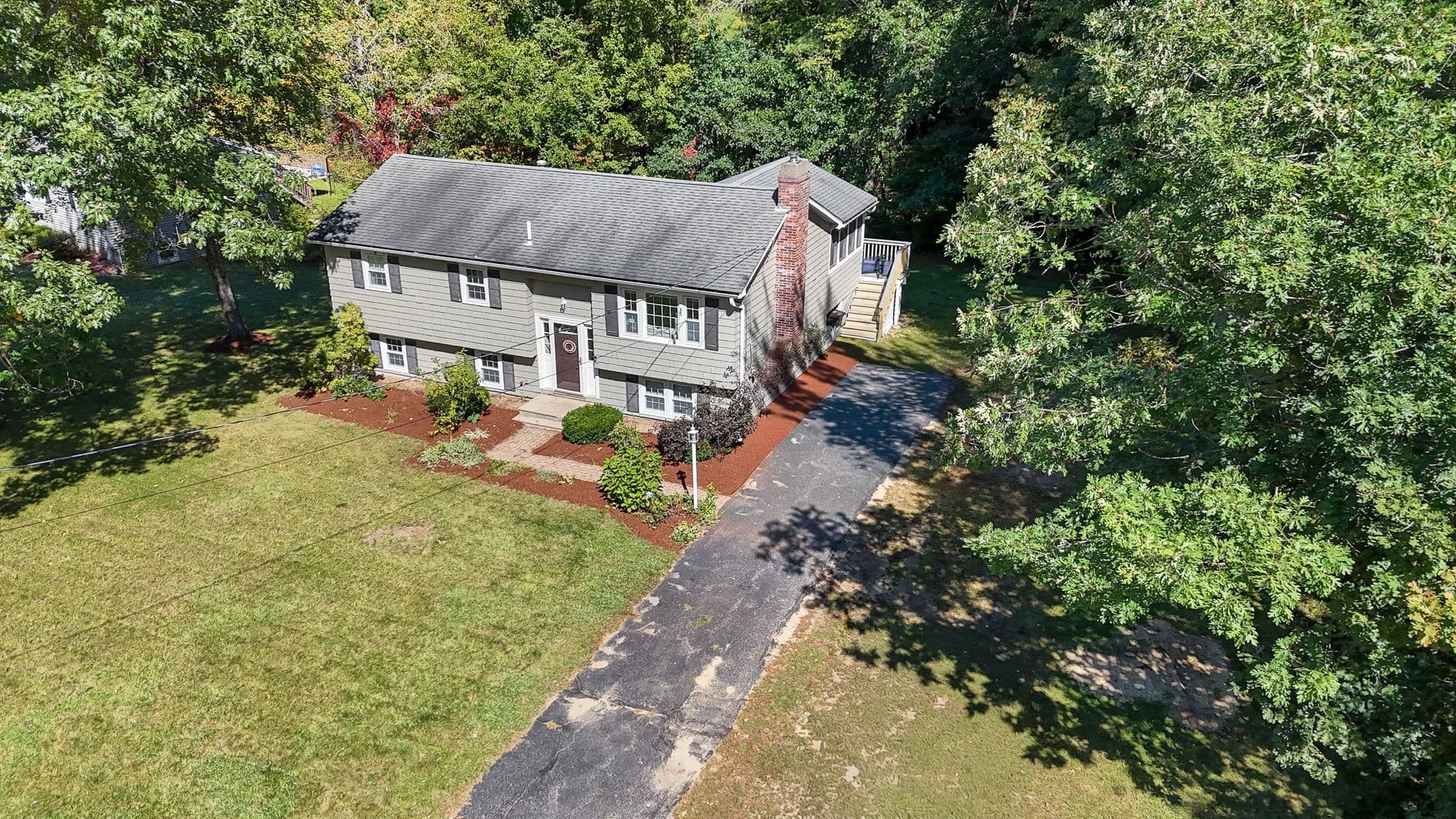 Single Family Residence at 7 Hickory Dr, Townsend MA 01469, Townsend, photo 28 of 35