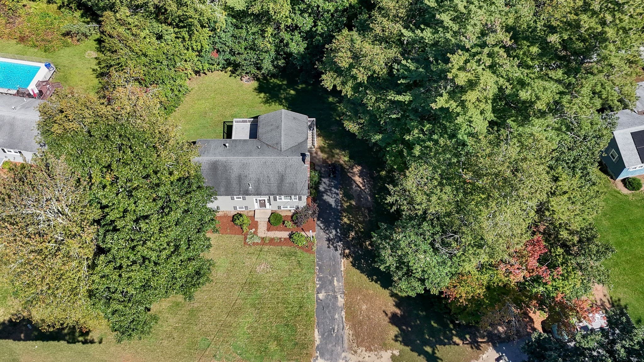 Single Family Residence at 7 Hickory Dr, Townsend MA 01469, Townsend, photo 30 of 35