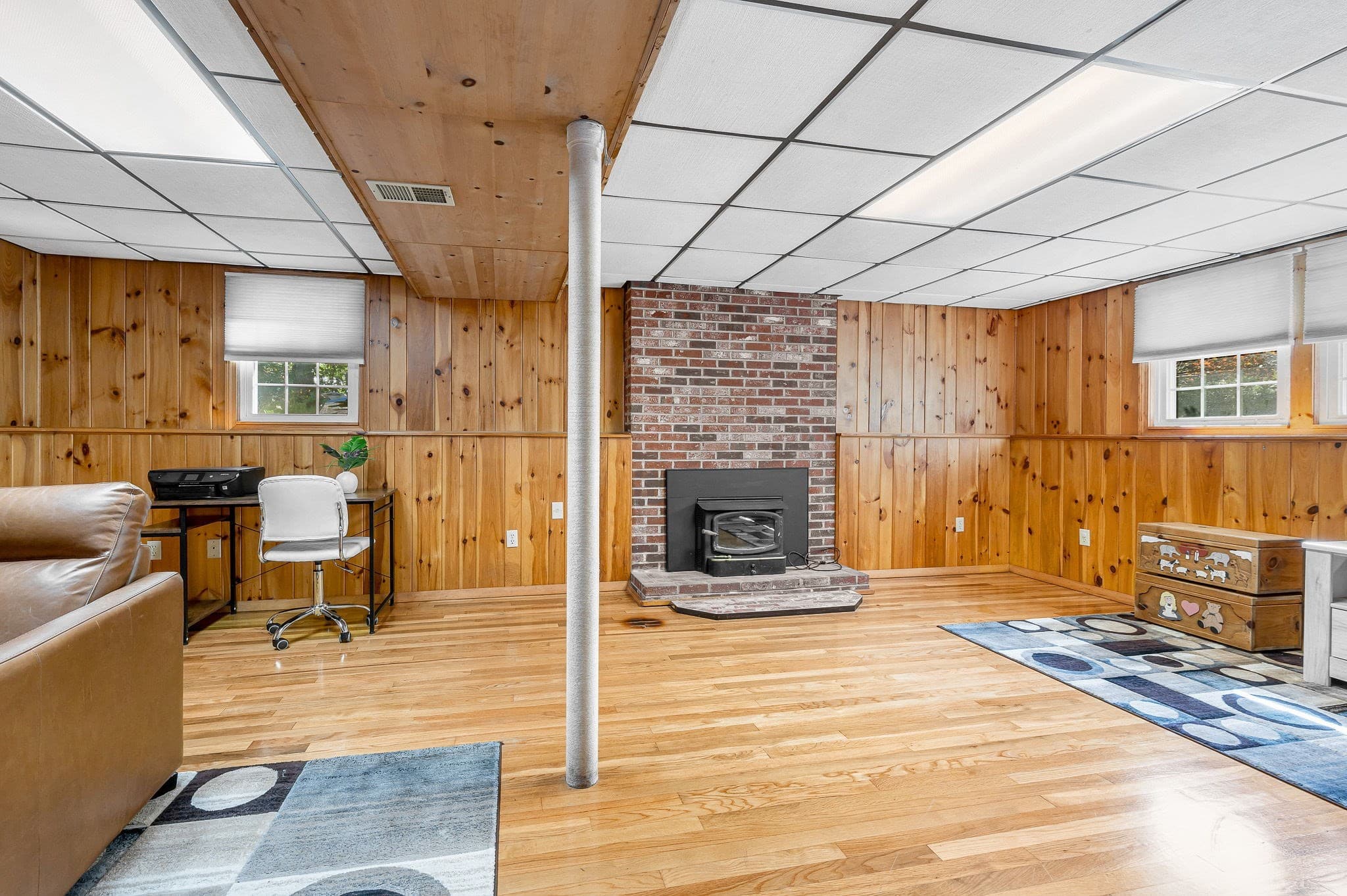 Single Family Residence at 7 Hickory Dr, Townsend MA 01469, Townsend, photo 19 of 35