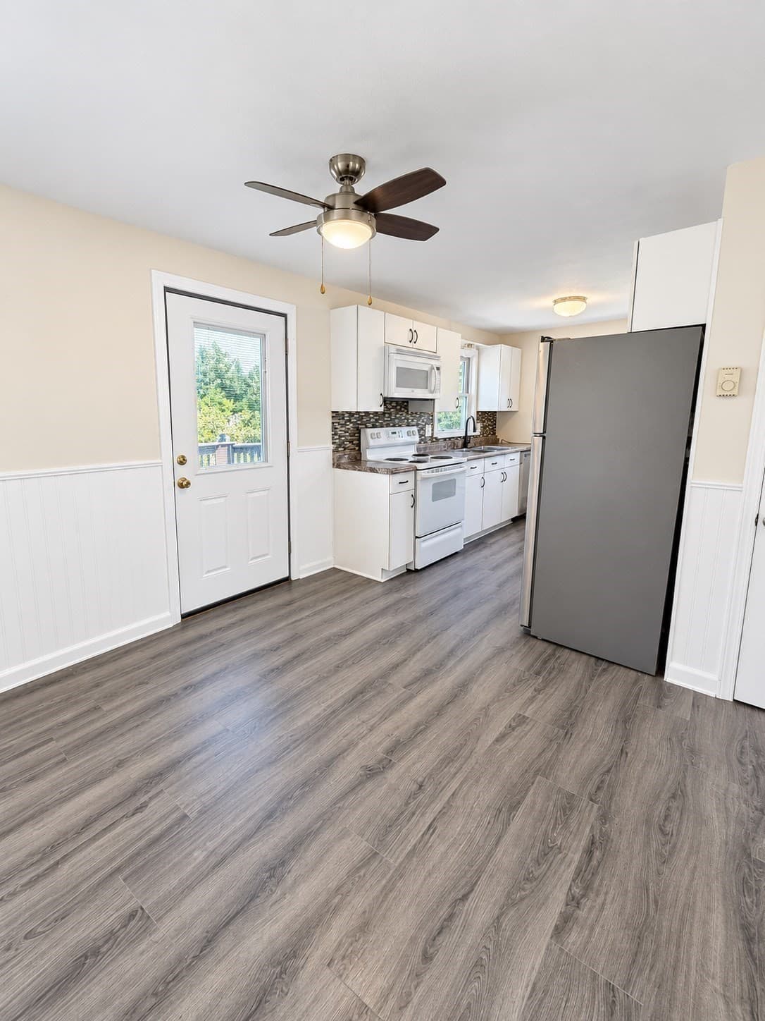 Single Family Residence at 32 Campbell Dr, Easthampton MA 01027, Easthampton, photo 16 of 40
