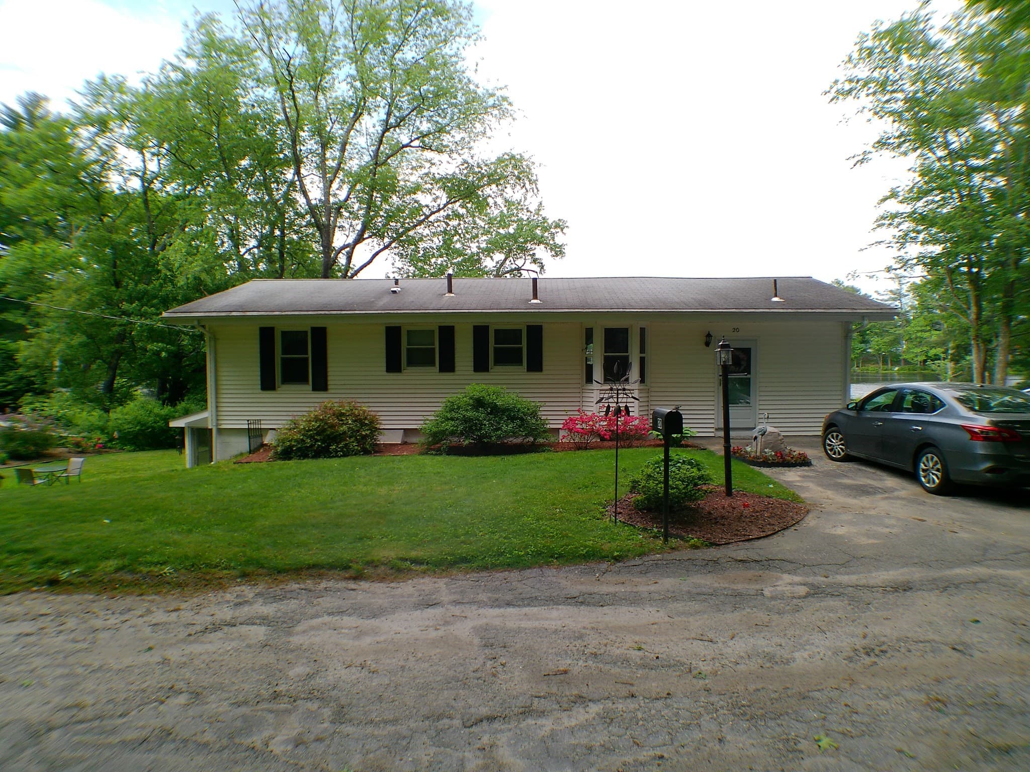 20 Forest St, Oxford MA 01540