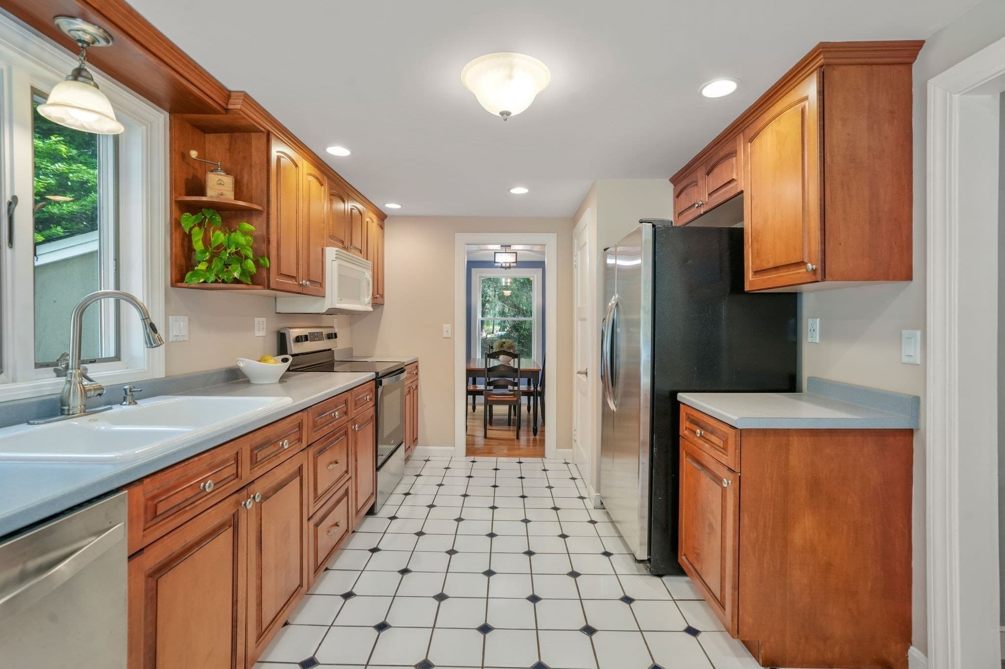 Single Family Residence at 452 Chestnut St, Ashland MA 01721, Ashland, photo 7 of 32