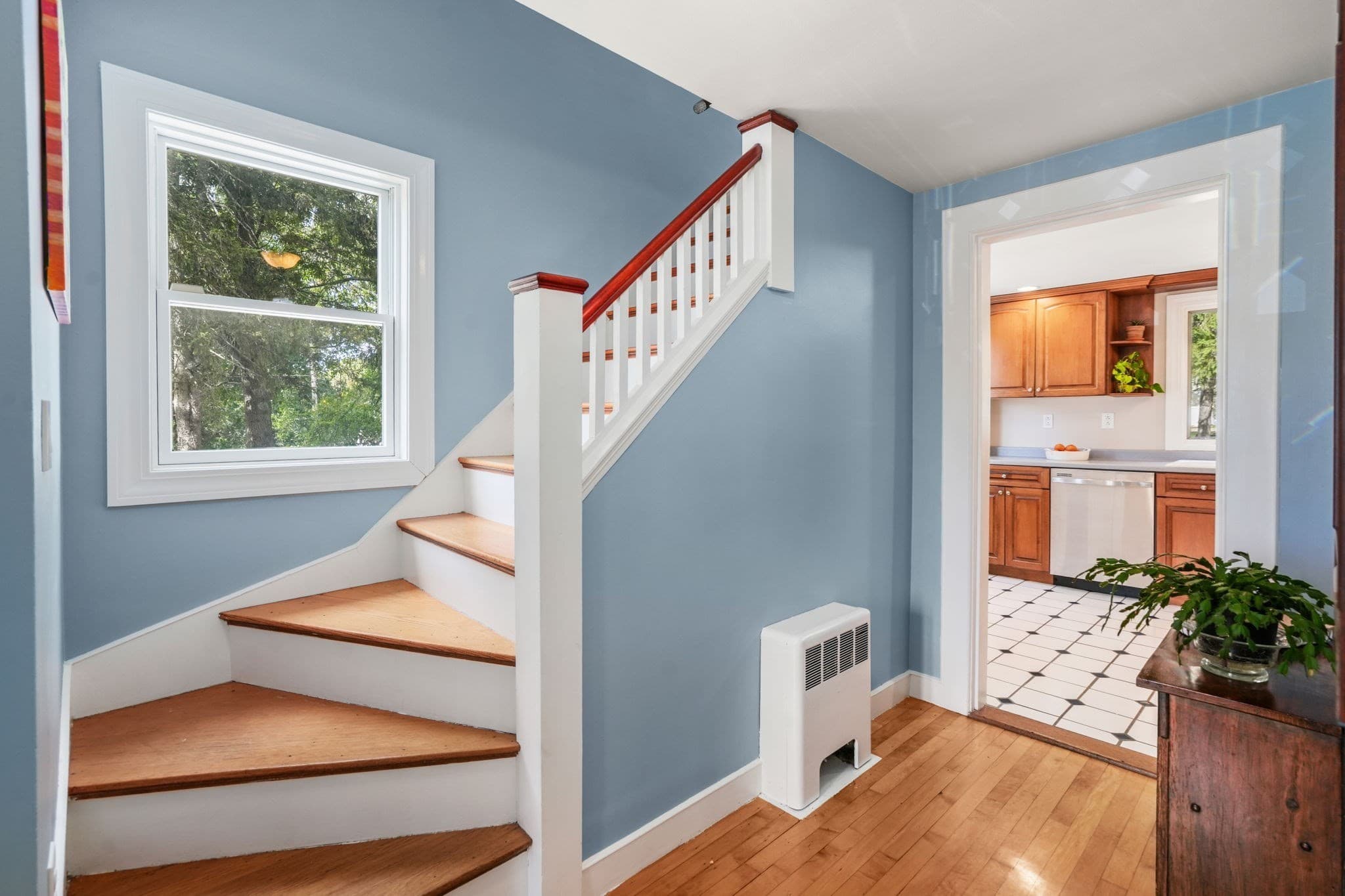 Single Family Residence at 452 Chestnut St, Ashland MA 01721, Ashland, photo 3 of 32