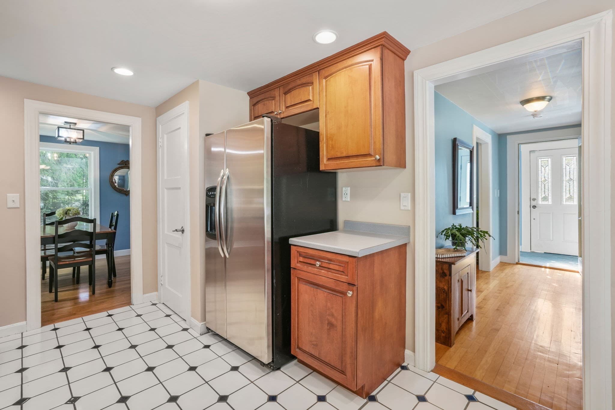 Single Family Residence at 452 Chestnut St, Ashland MA 01721, Ashland, photo 8 of 32