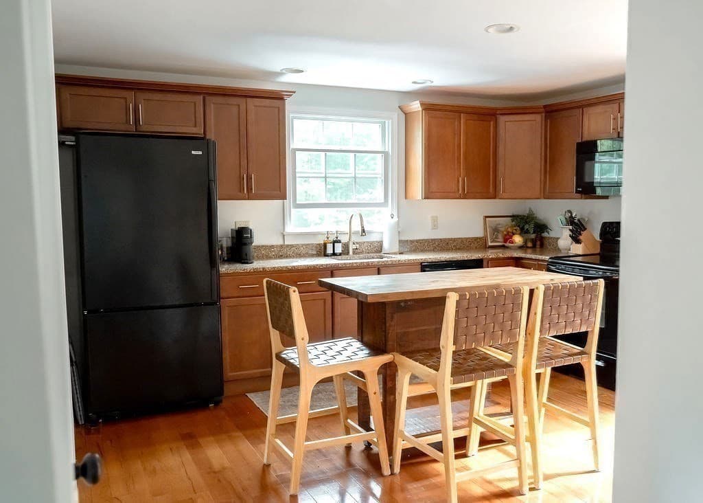 Single Family Residence at 21 Chamber Rock Rd., Bourne MA 02532, Bourne, photo 10 of 41