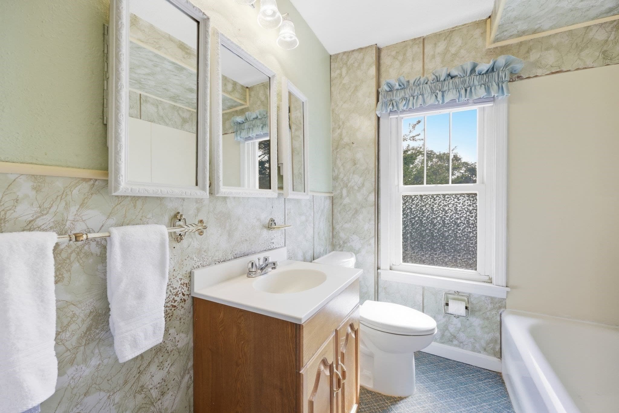 Single Family Residence at 35 Rimmon Ave, Springfield MA 01107, Springfield, photo 32 of 41