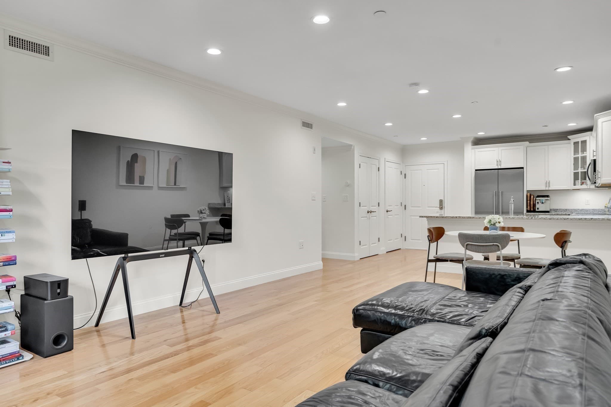 Condominium at 2 Manor Terrace # 216, Lexington MA 02420, Lexington, photo 22 of 32