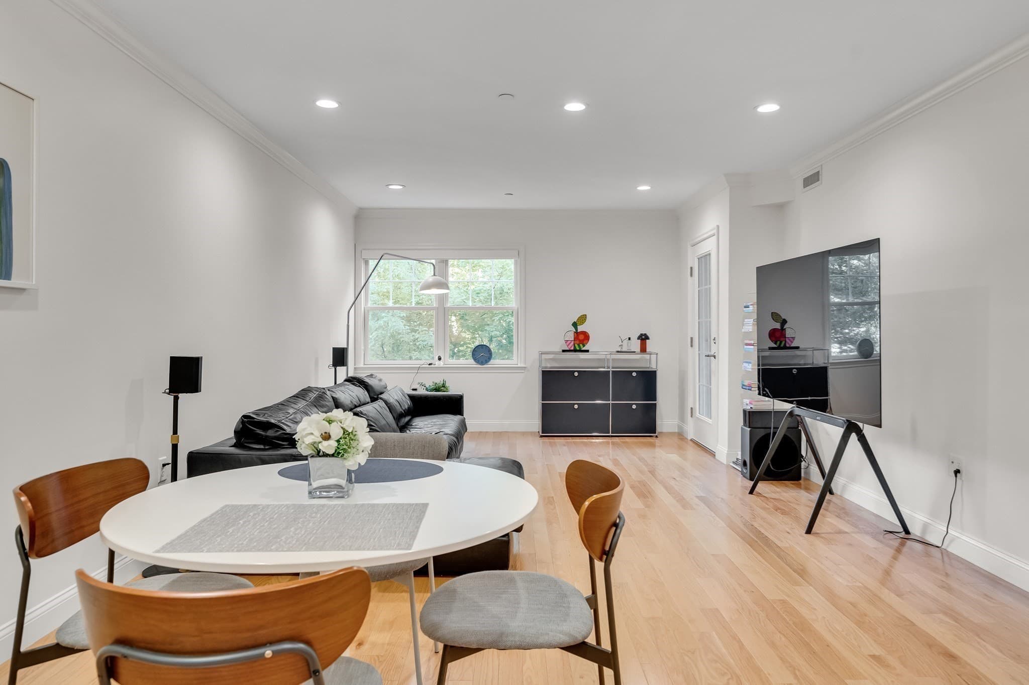 Condominium at 2 Manor Terrace # 216, Lexington MA 02420, Lexington, photo 3 of 32