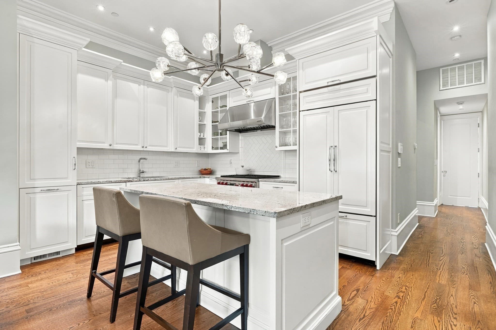 Condominium at 166 Marlborough St # 2, Boston MA 02116, Boston, photo 5 of 15