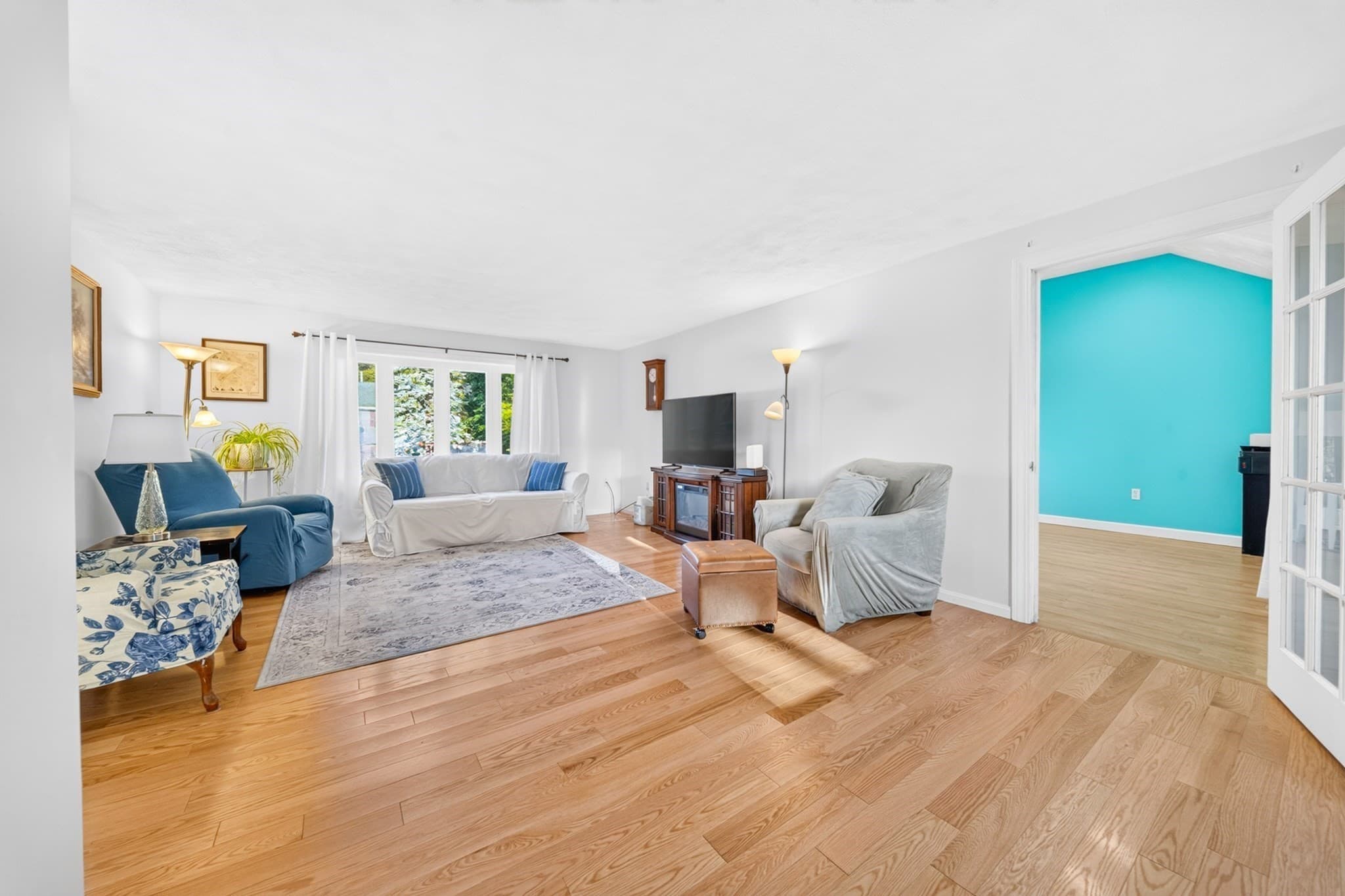 Single Family Residence at 53 Allendale Ave, Billerica MA 01821, Billerica, photo 12 of 36
