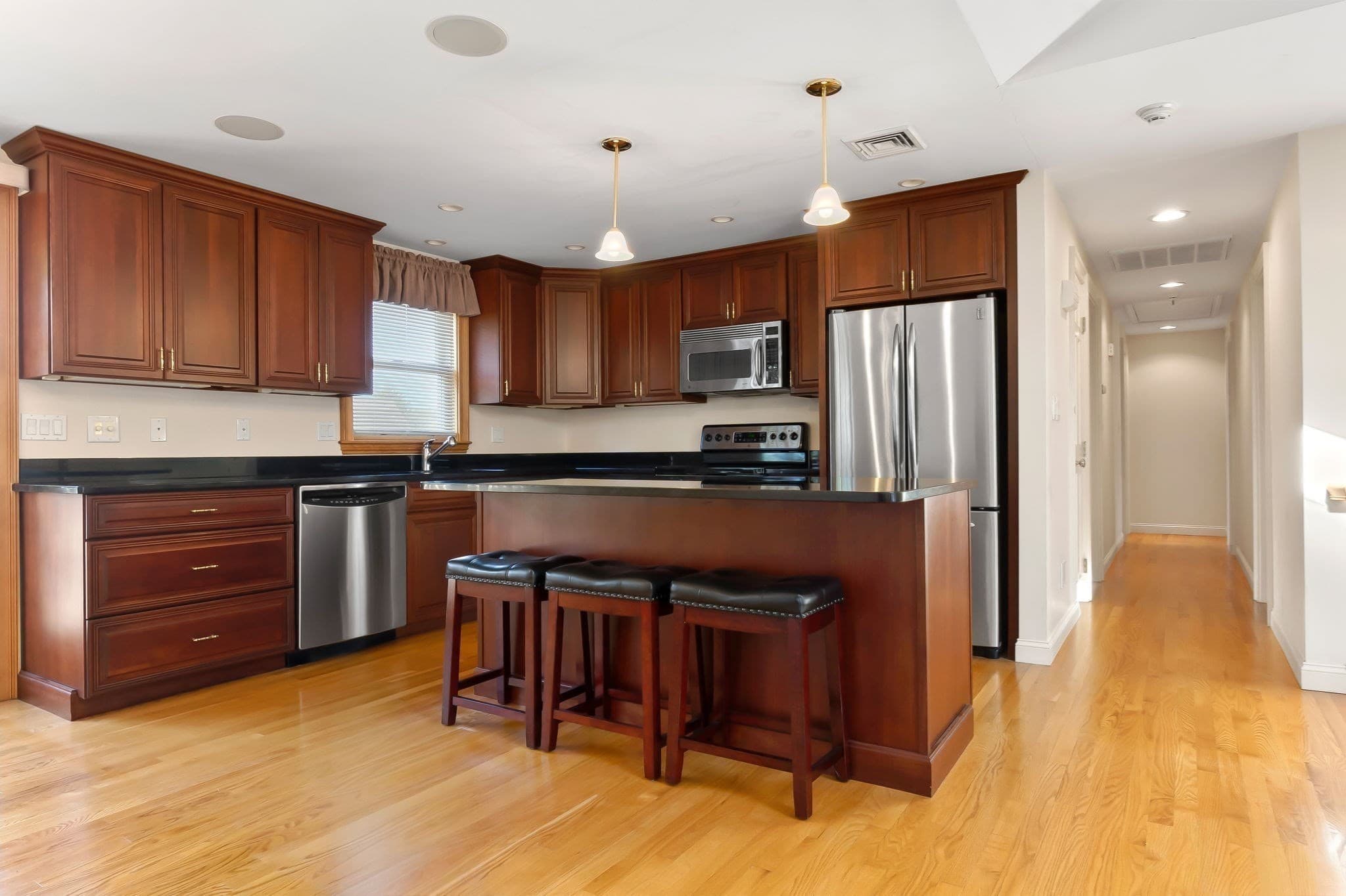 Single Family Residence at 8 College Lane, Beverly MA 01915, Beverly, photo 16 of 37