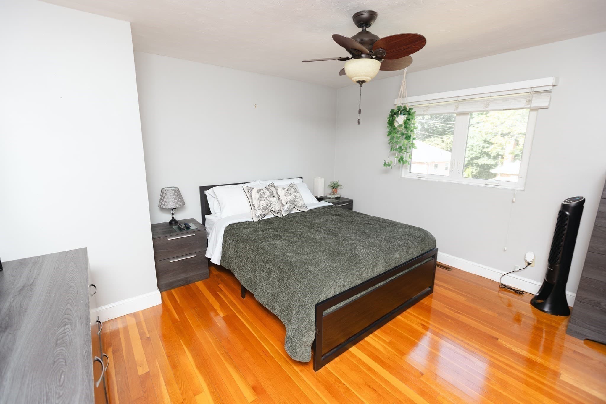 Single Family Residence at 40 Linden Ter, Lynn MA 01902, Lynn, photo 7 of 13
