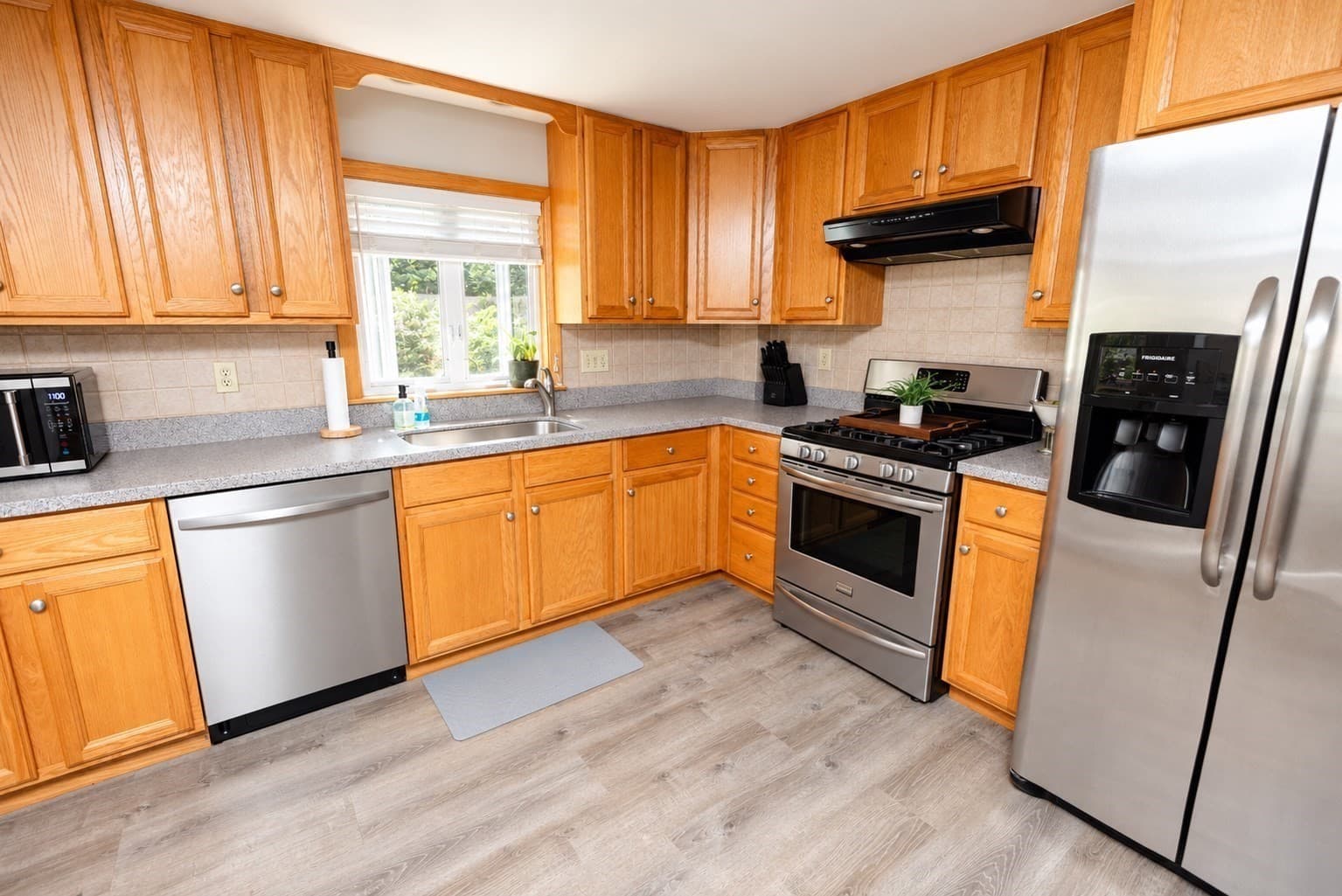 Single Family Residence at 40 Linden Ter, Lynn MA 01902, Lynn, photo 5 of 13
