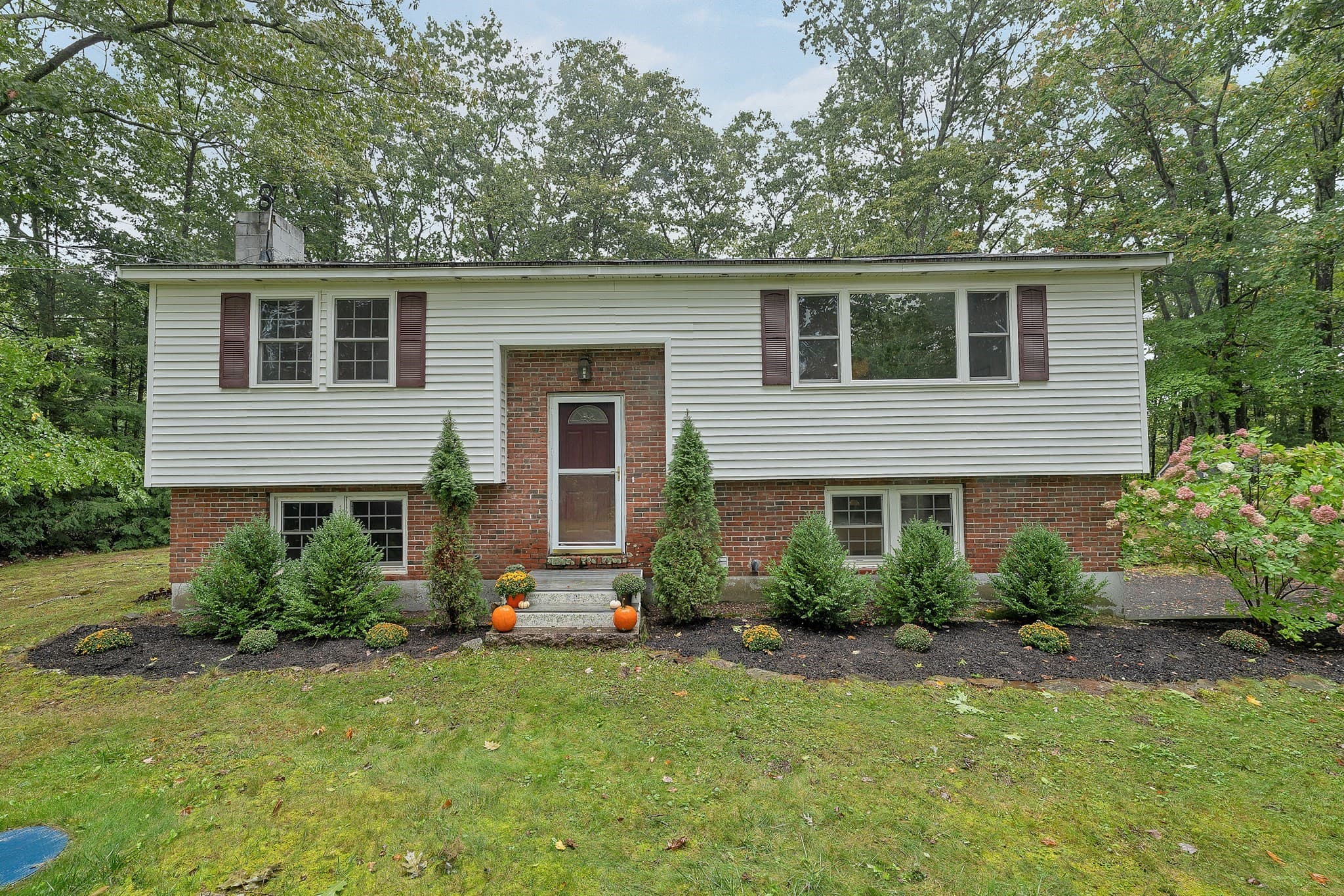9 Epping Woods Road, Epping NH 03042