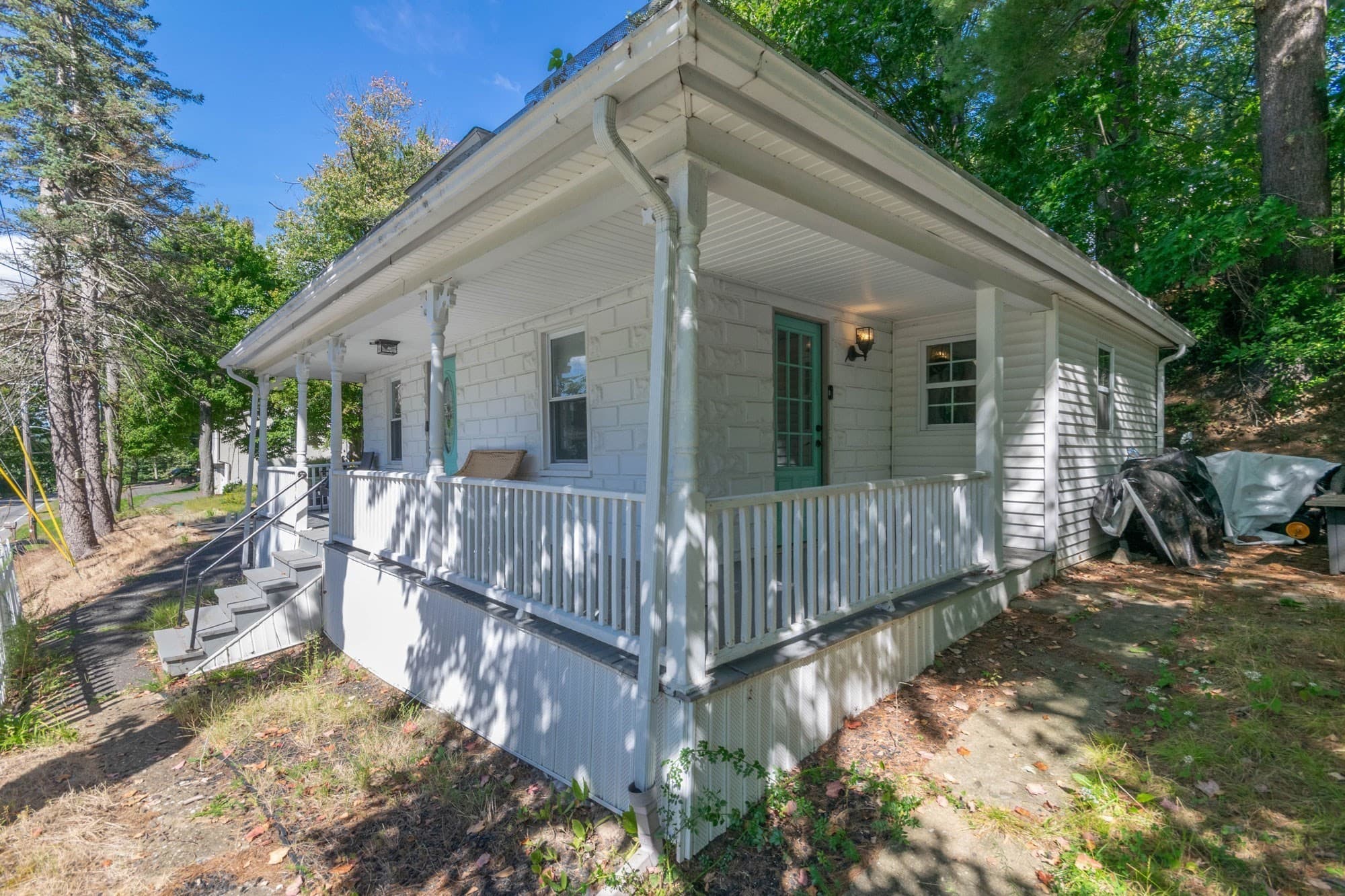 Single Family Residence at 196 Pendleton Ave, Chicopee MA 01020, Chicopee, photo 16 of 17